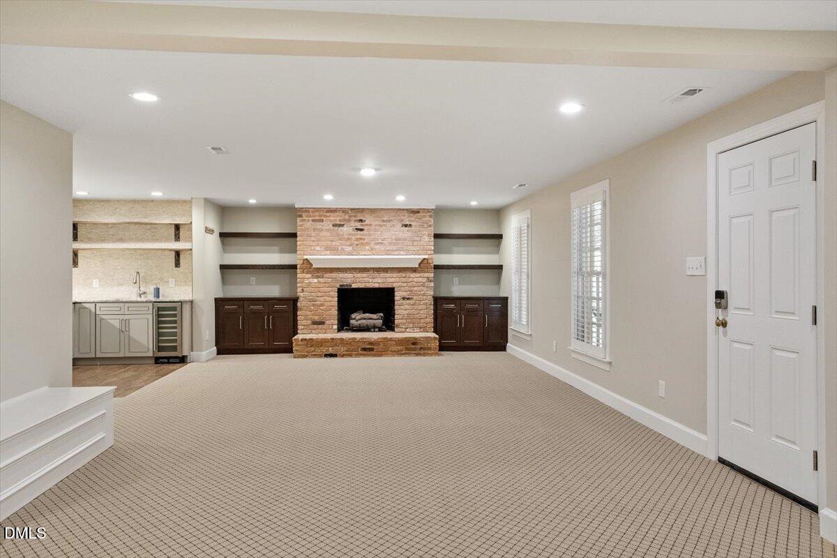 1921 Torrey Pines Place