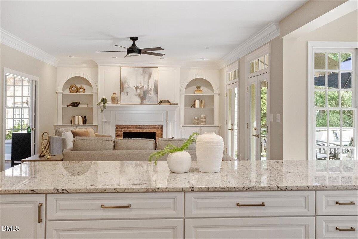 1921 Torrey Pines Place
