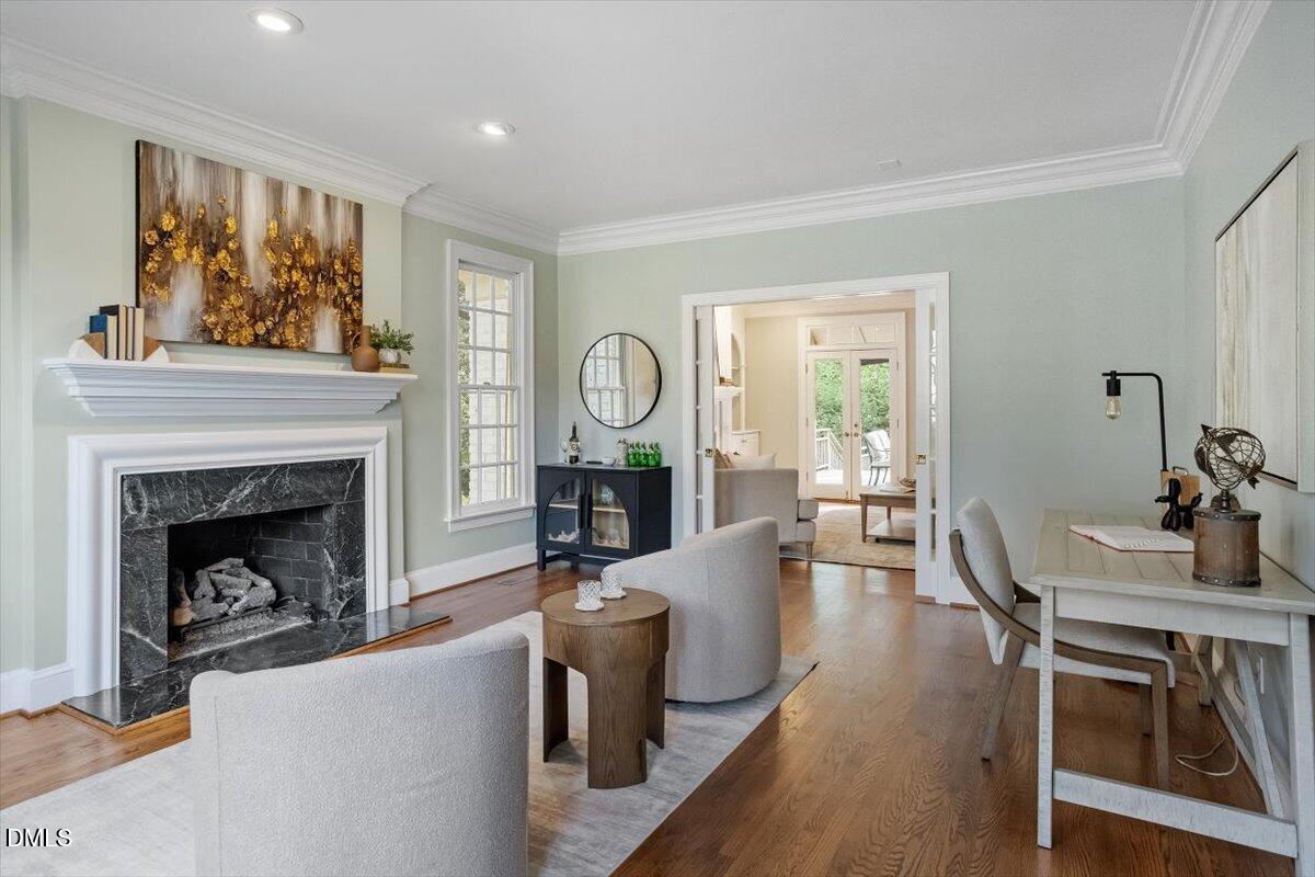 1921 Torrey Pines Place