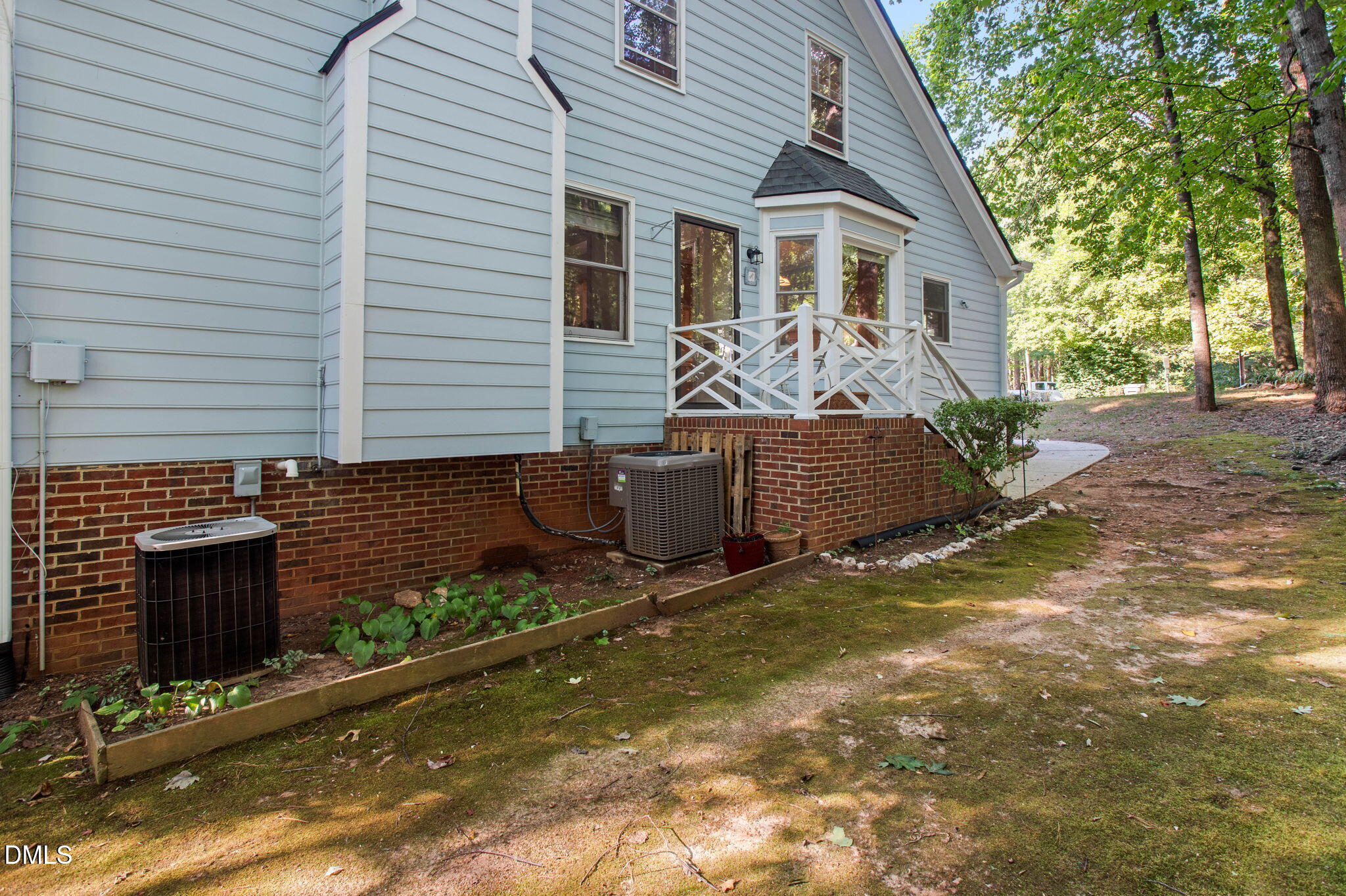 101 Hedgerow Court