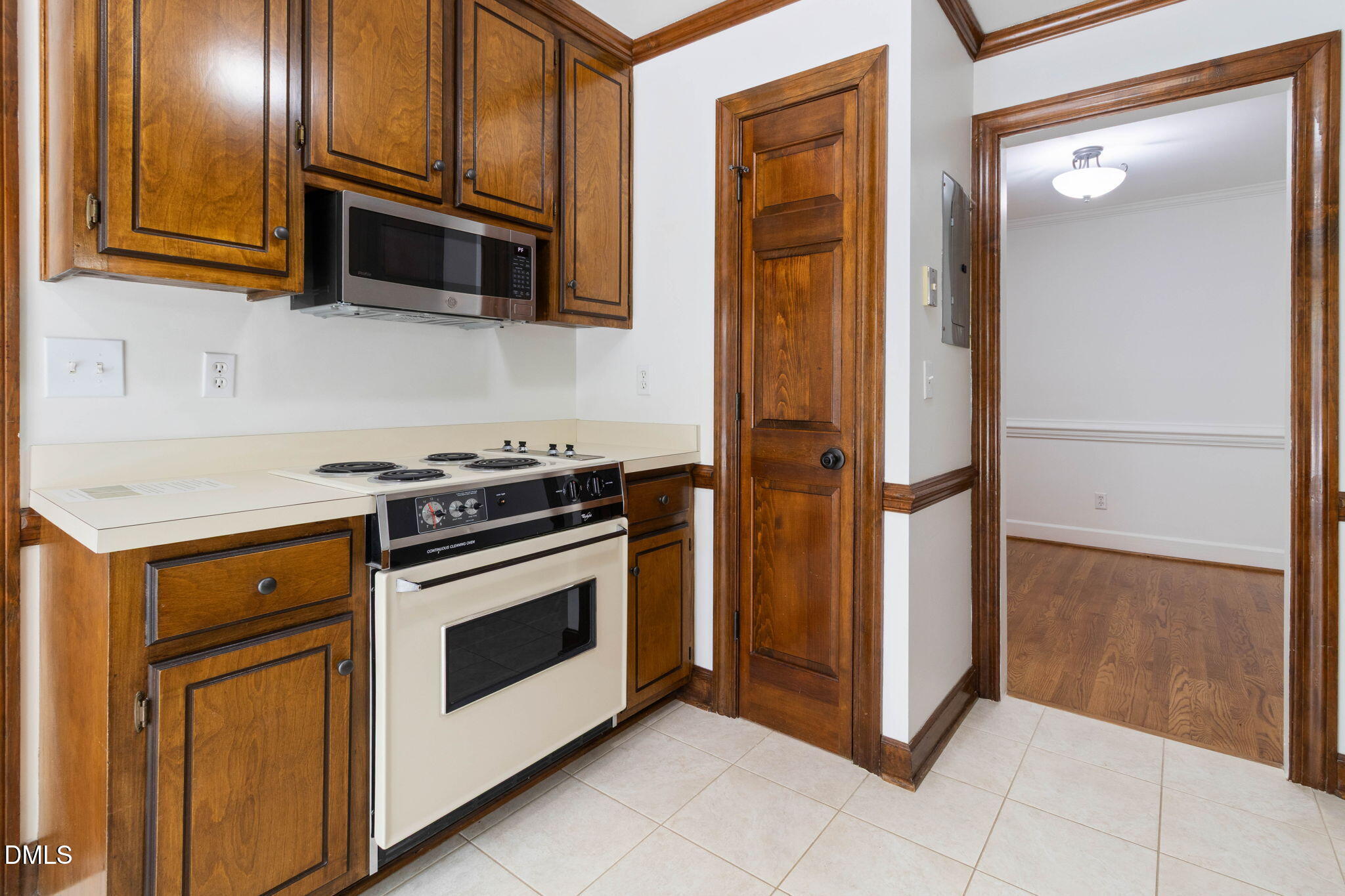 143 Hedgerow Court