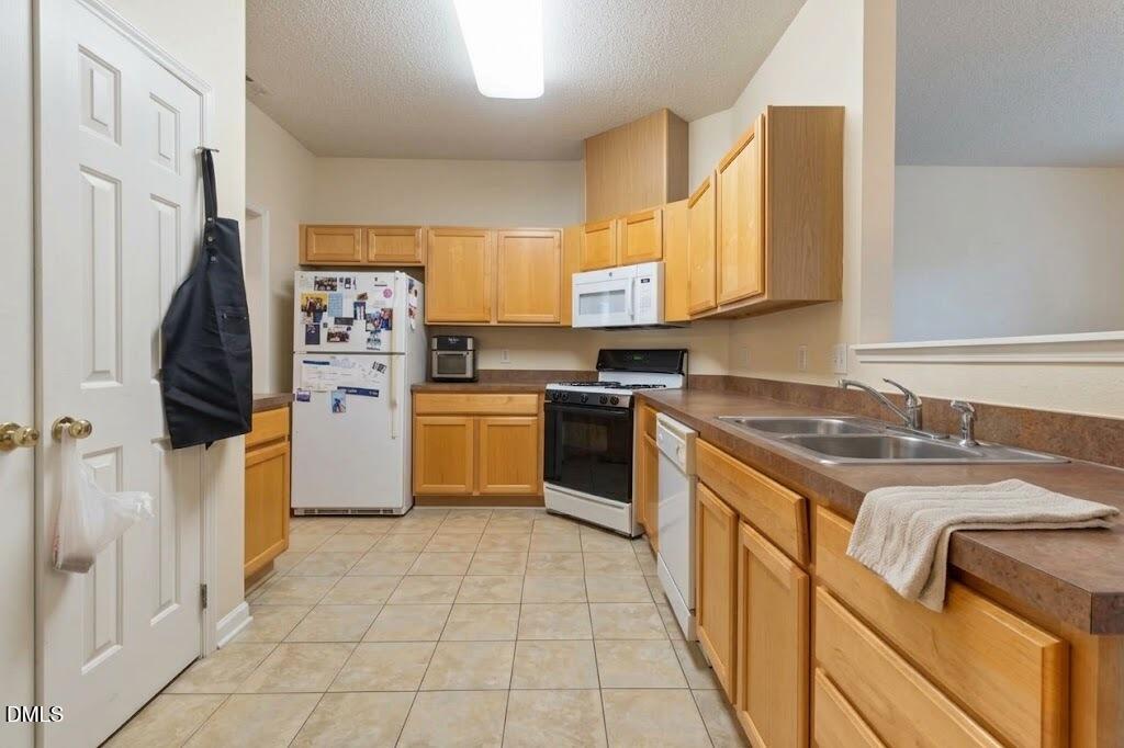 4414 Pottery Lane