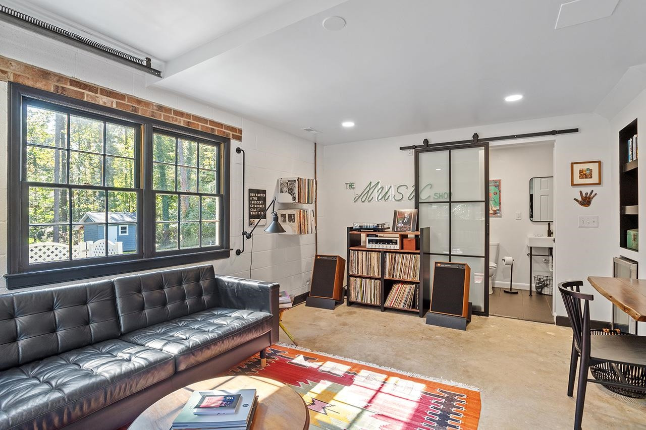 3121 Cartwright Drive