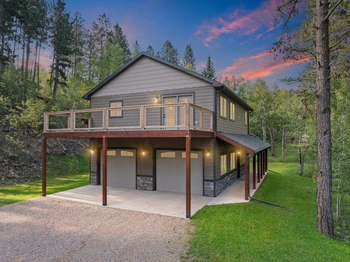 21007 Alix Cir