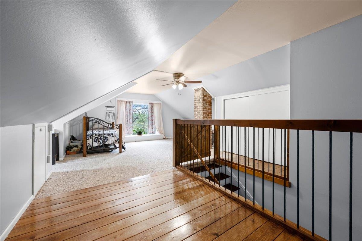 824 W McClellan Street