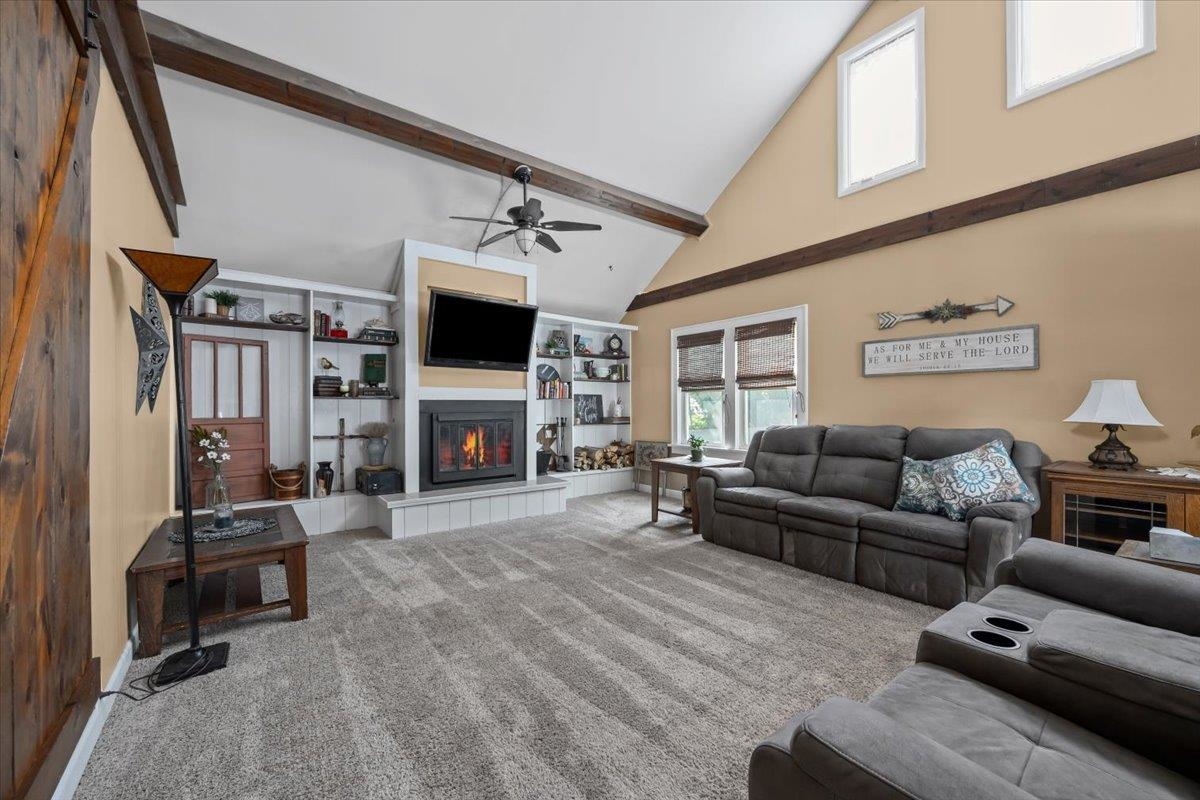 824 W McClellan Street