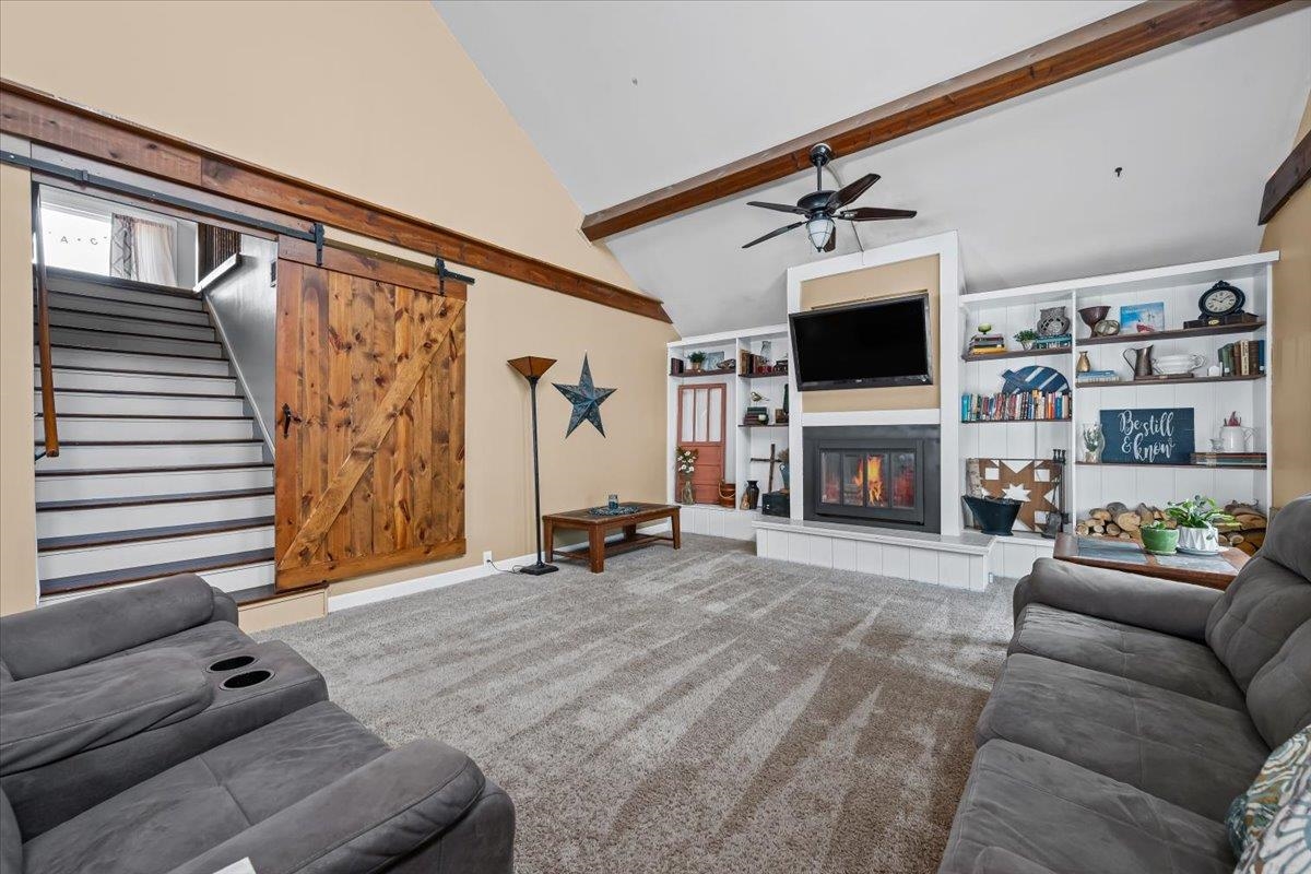 824 W McClellan Street