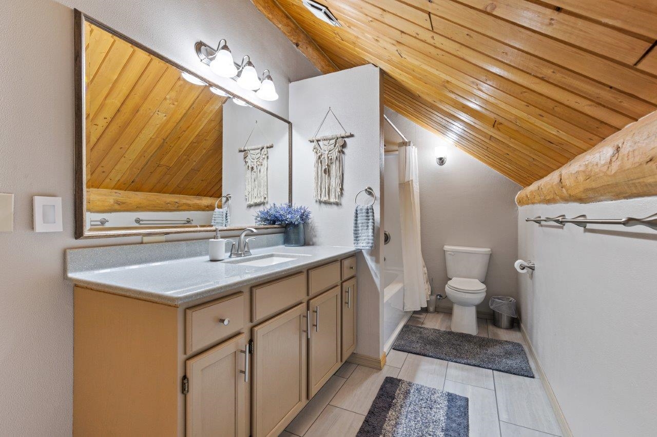5020 Lazy Horse Lane