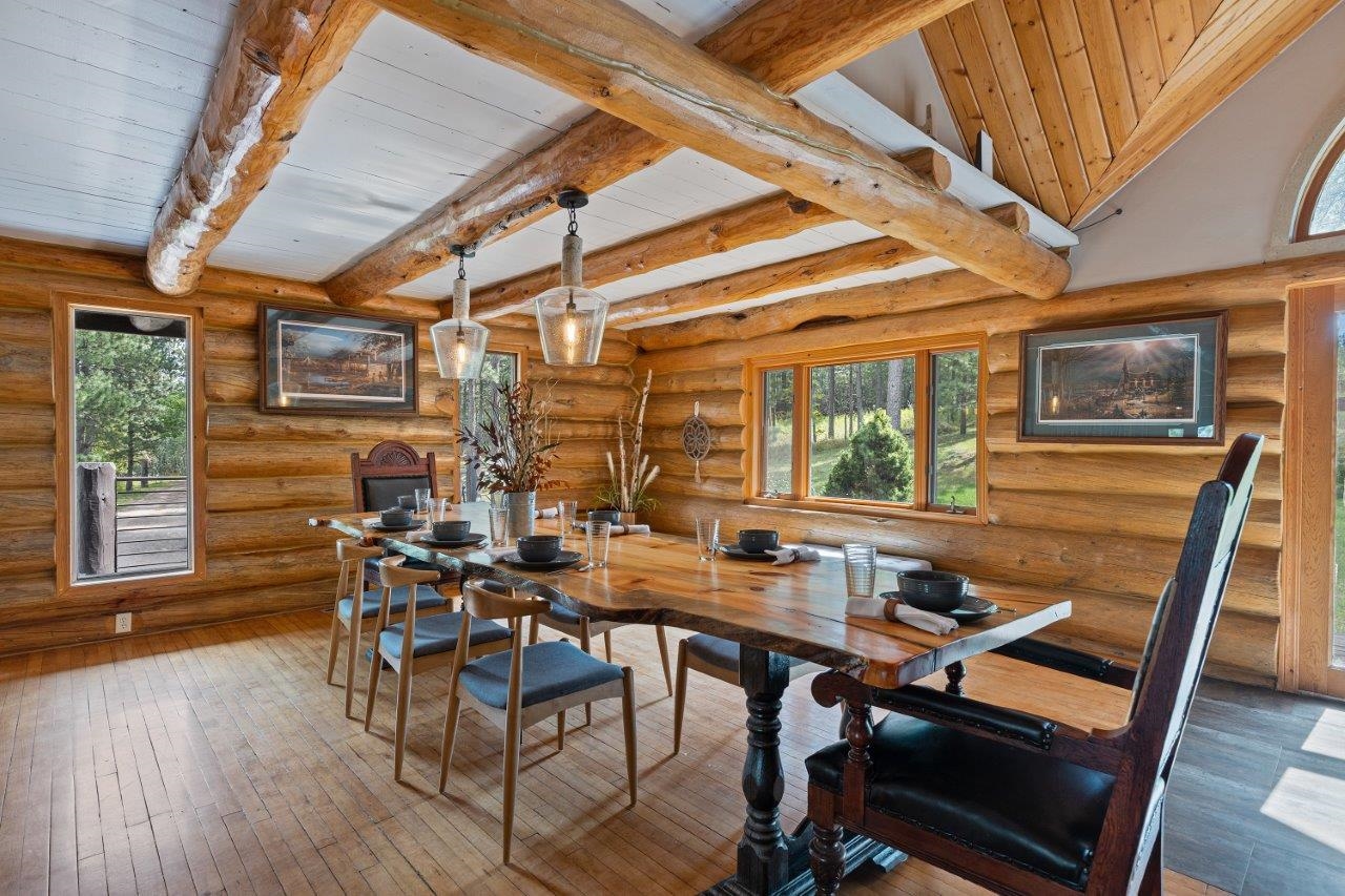 5020 Lazy Horse Lane
