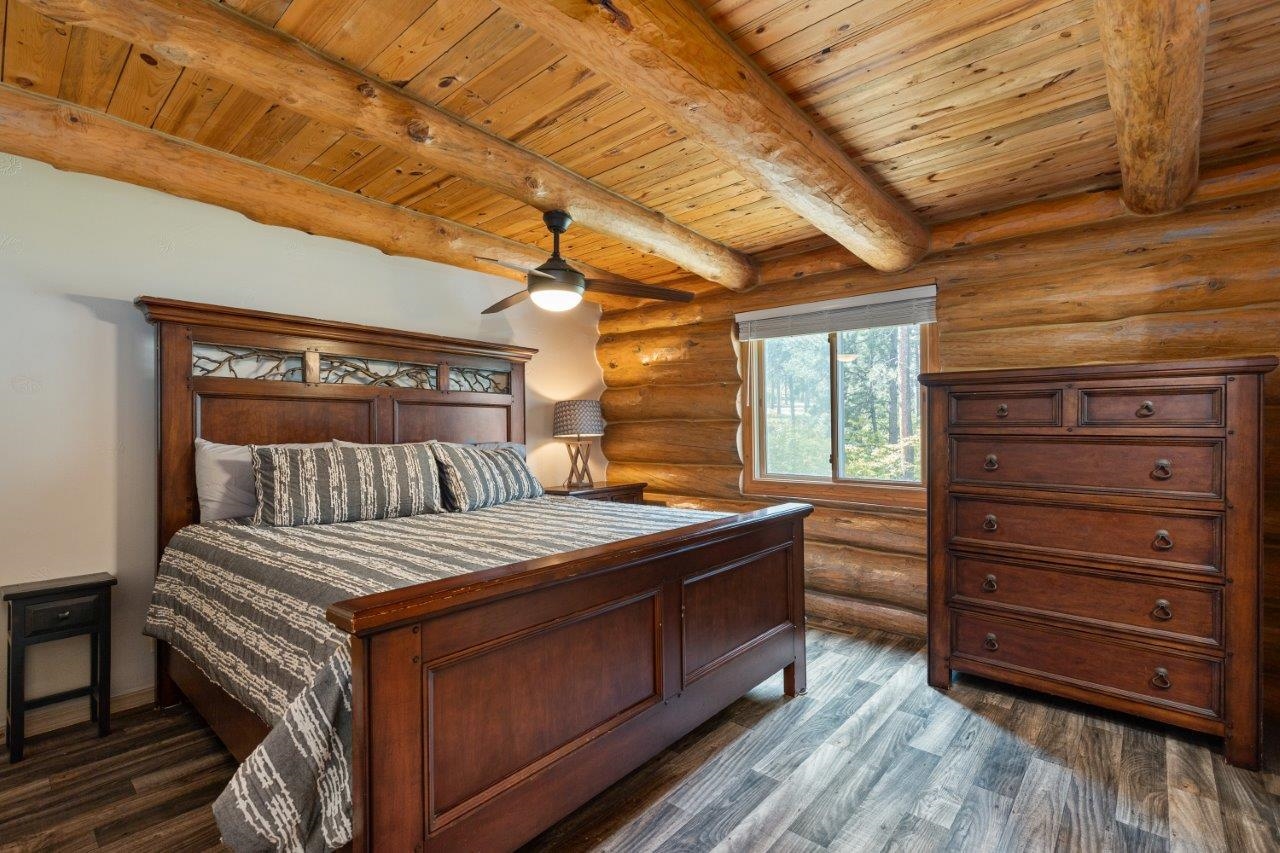 5020 Lazy Horse Lane