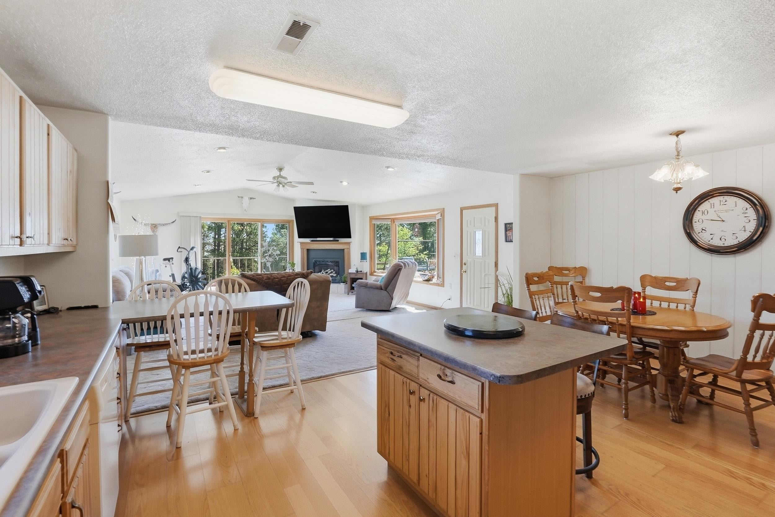 13056 Lincoln Tarken Lane