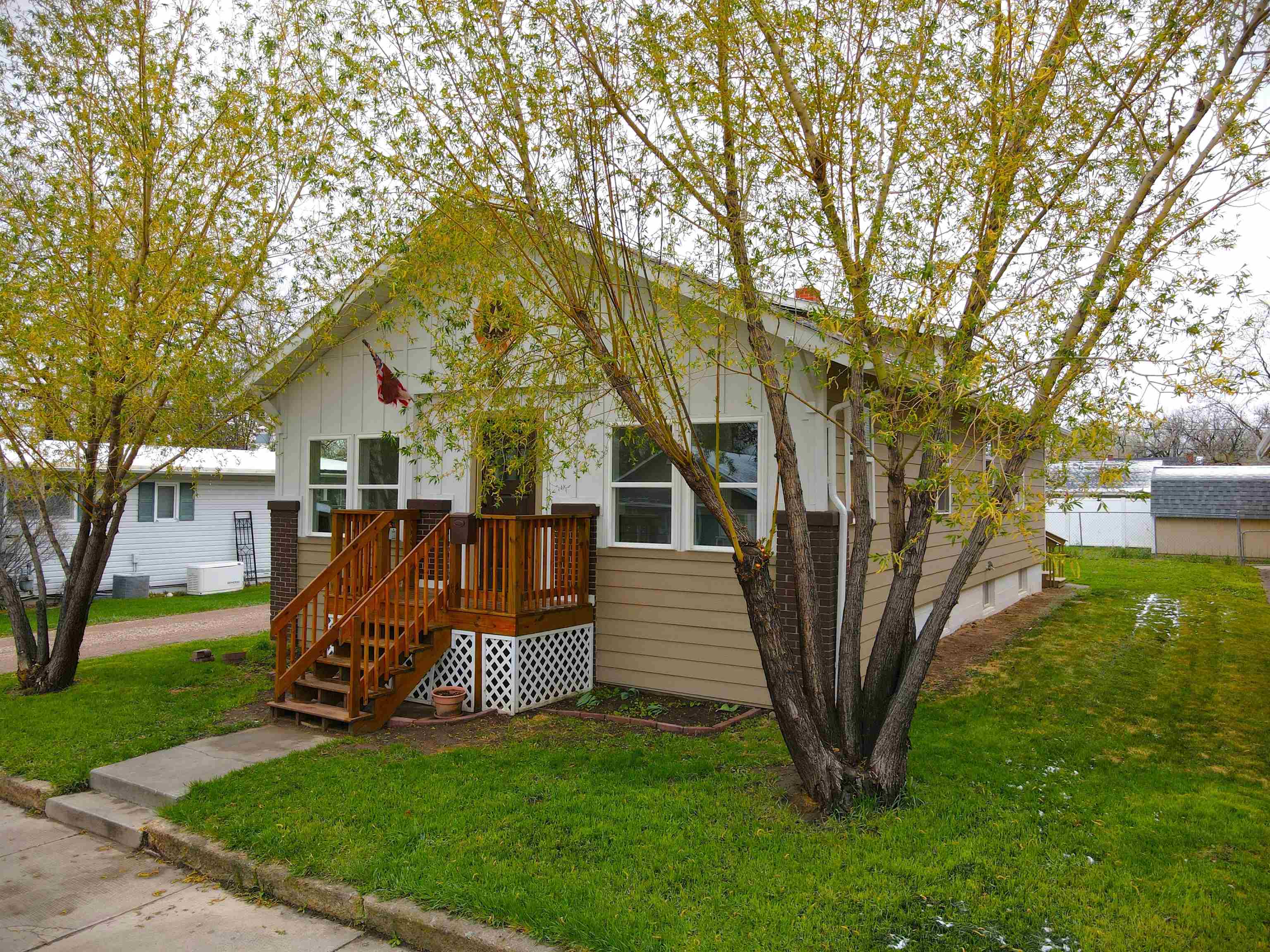 808 Harding Street