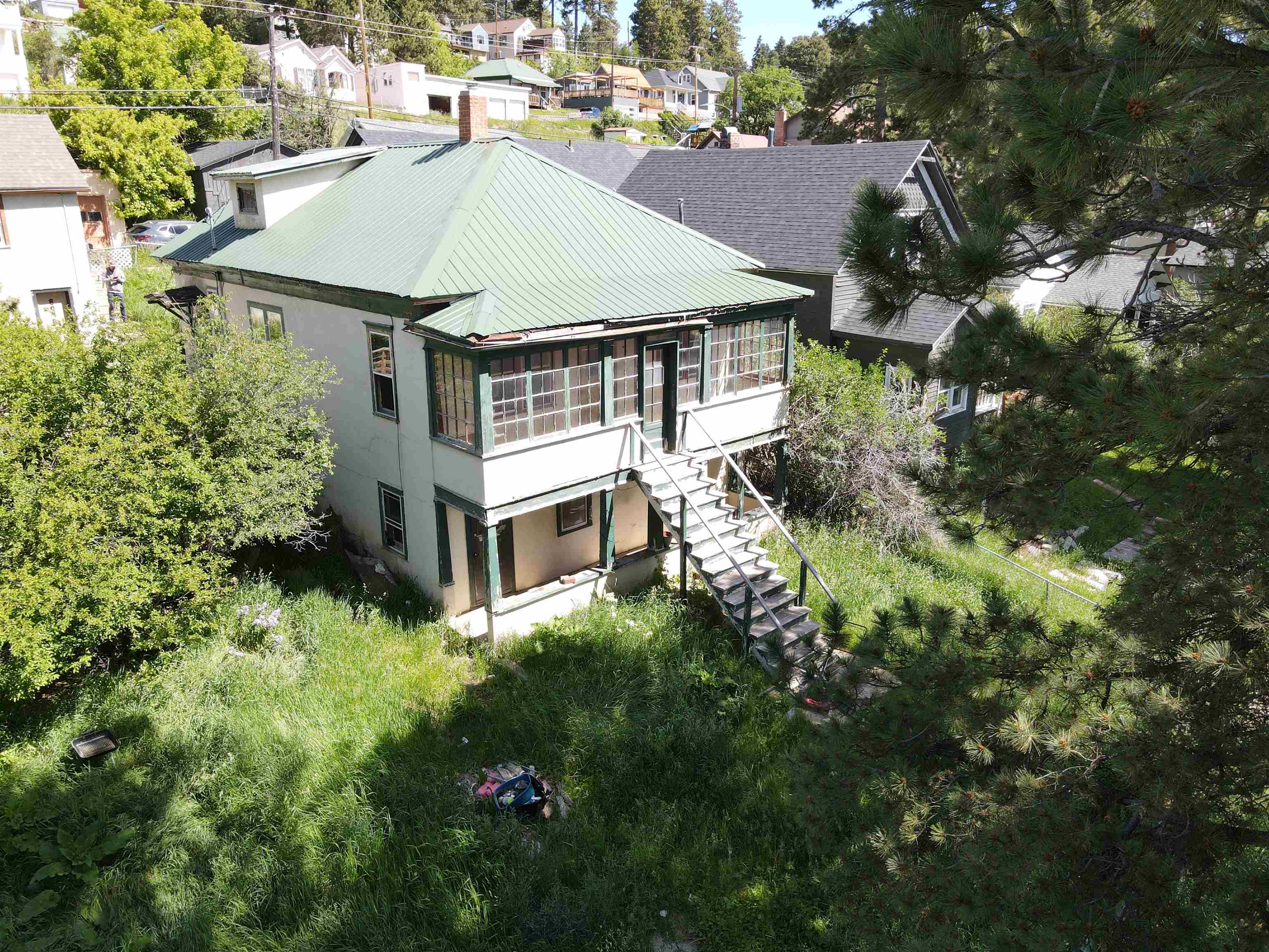802 Miners Avenue
