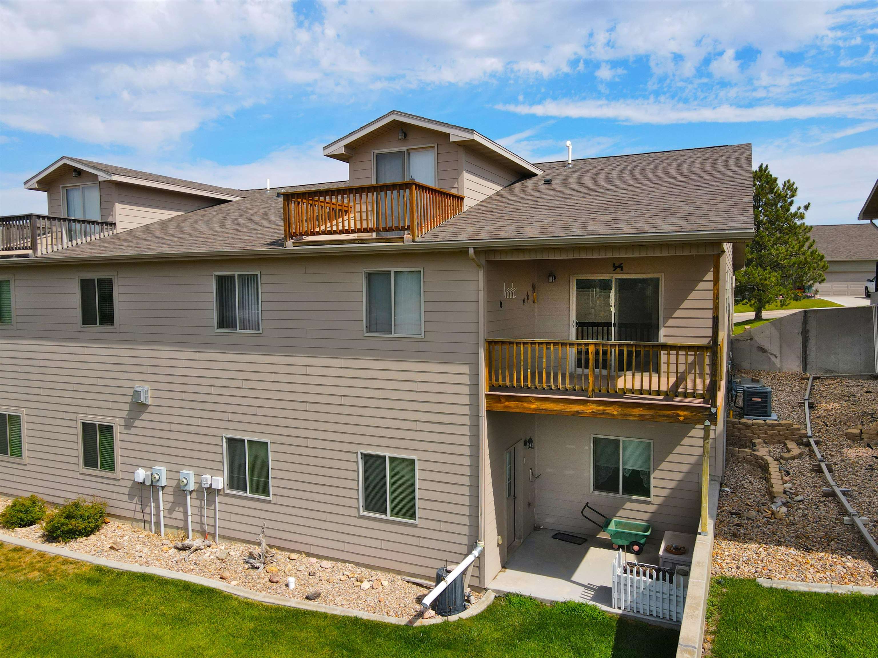 354 Red Rock Circle