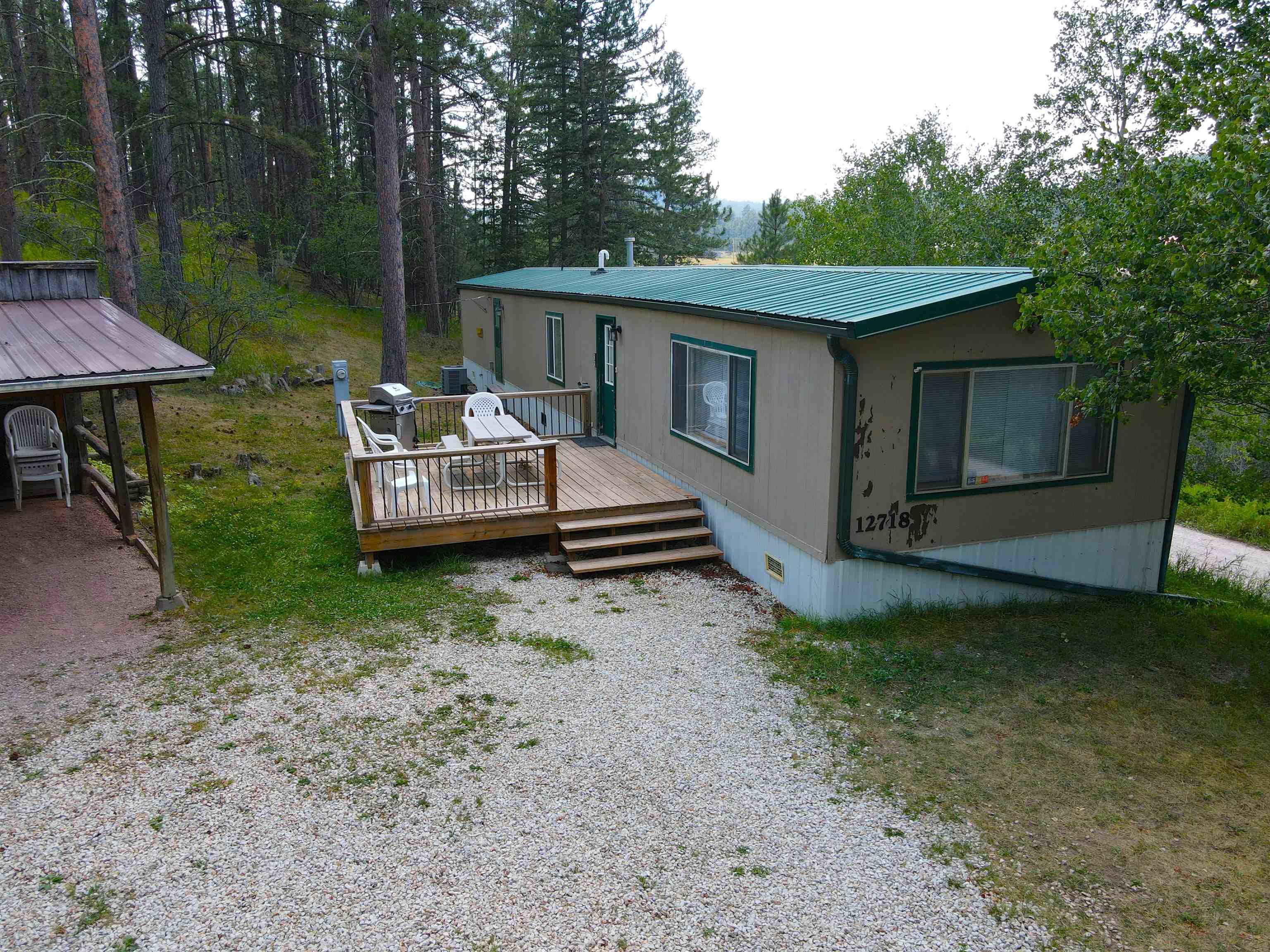 12718 Troxell Ln