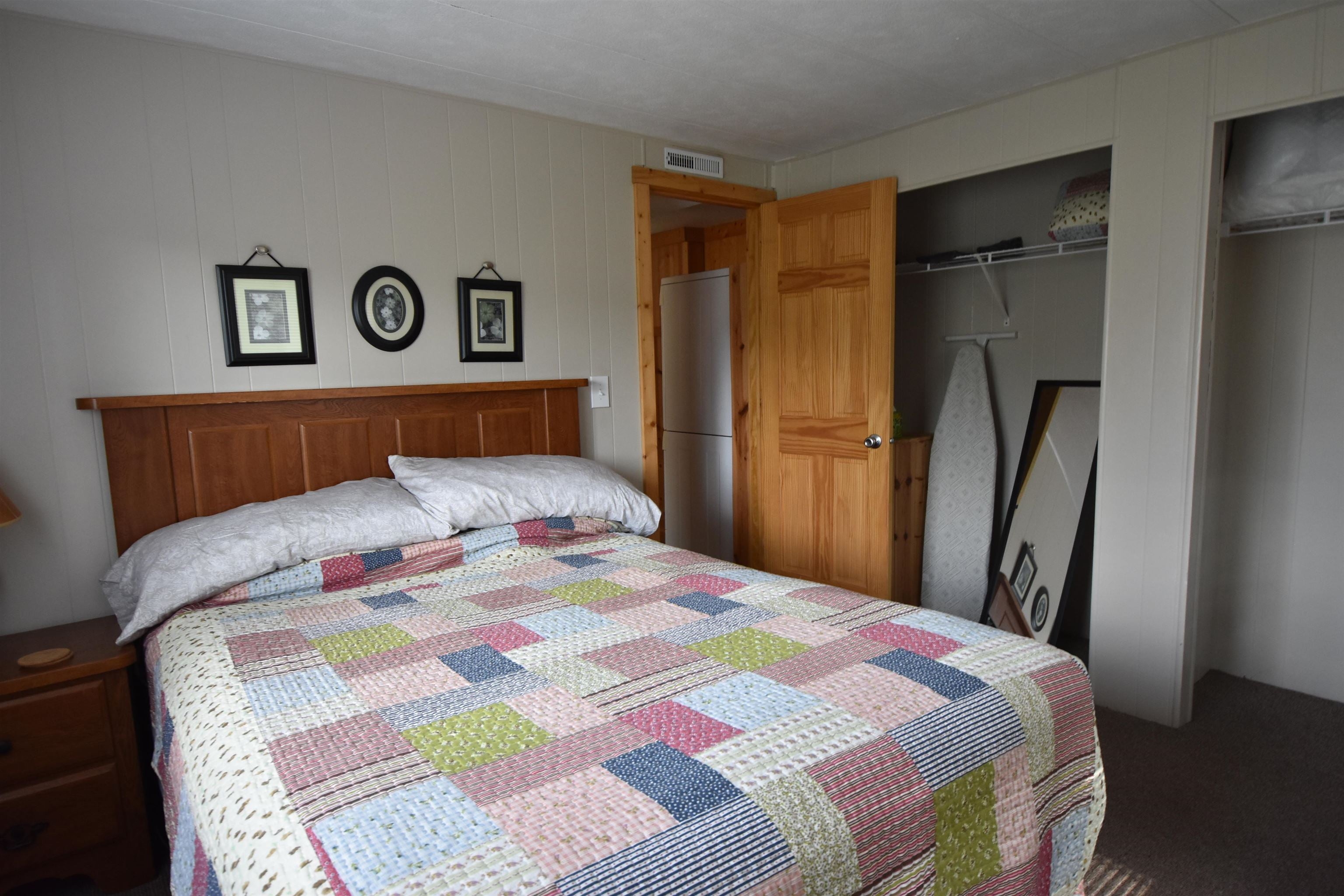 12718 Troxell Ln