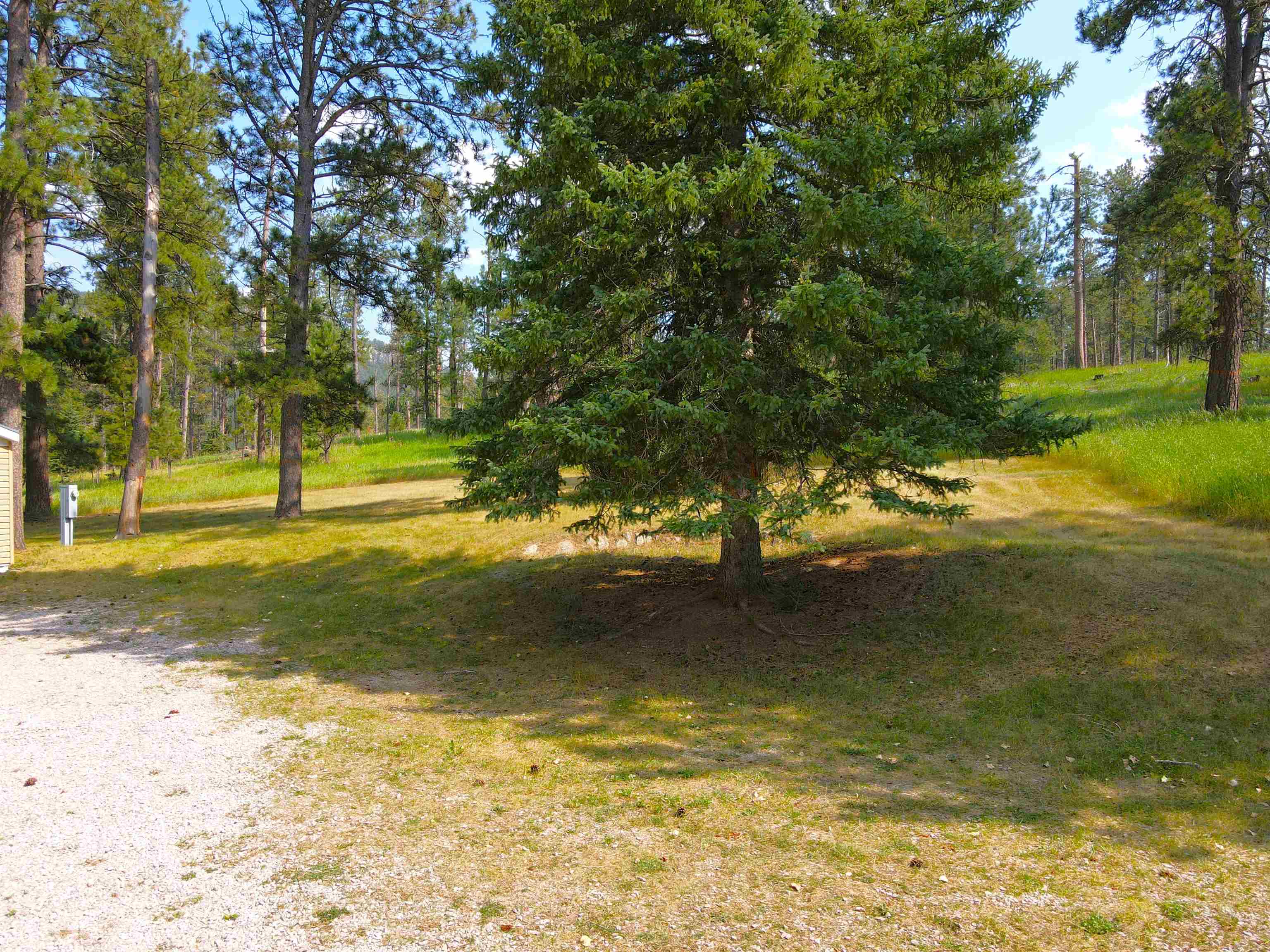 12718 Troxell Ln