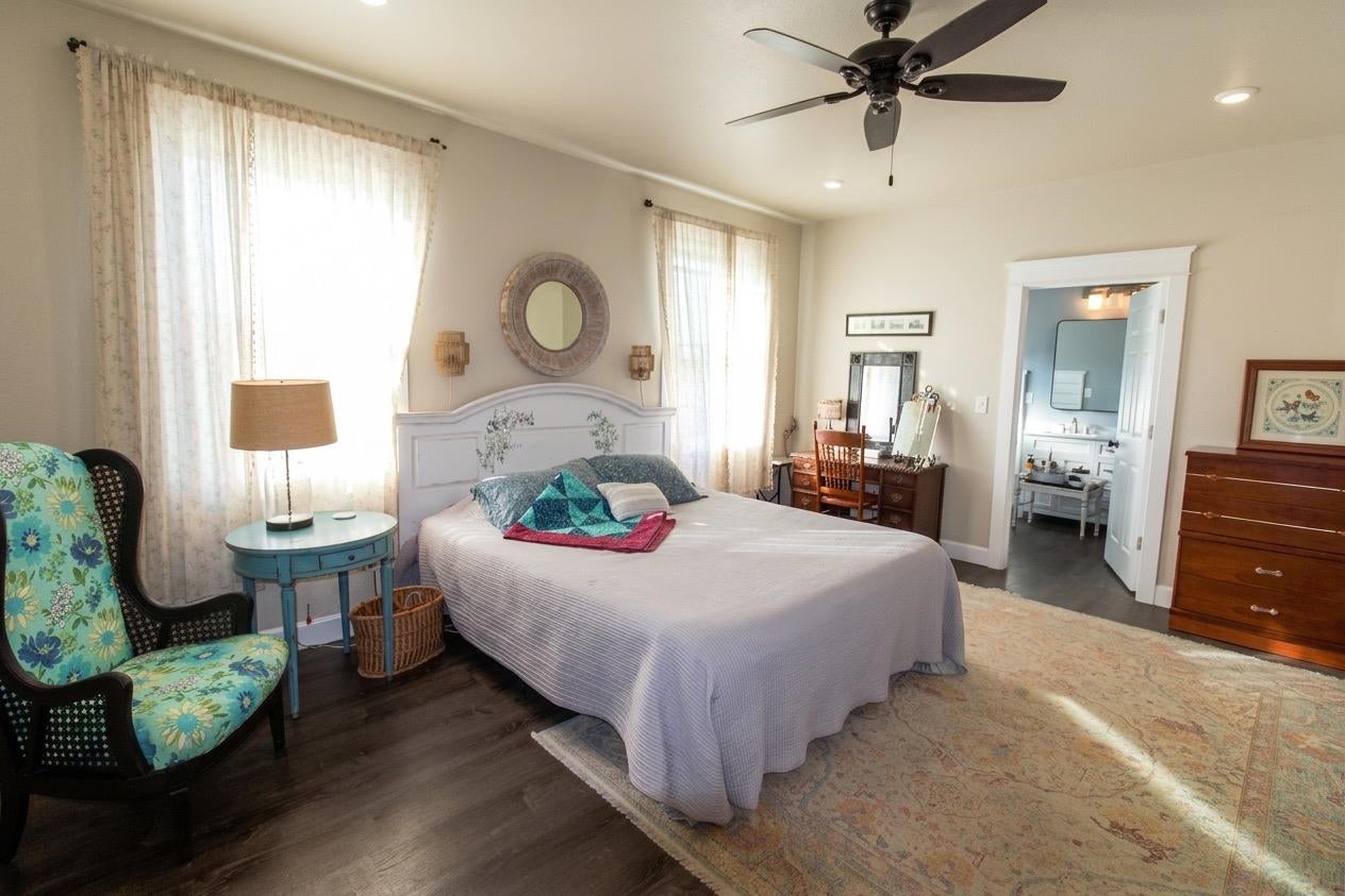 10247 Buena Vista Lane