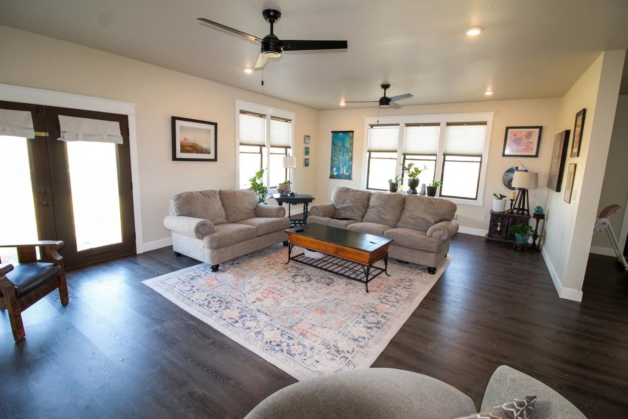 10247 Buena Vista Lane