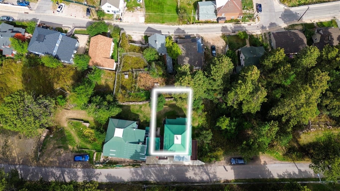 312 W McClellan Street