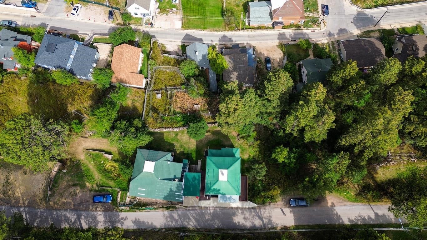 312 W McClellan Street