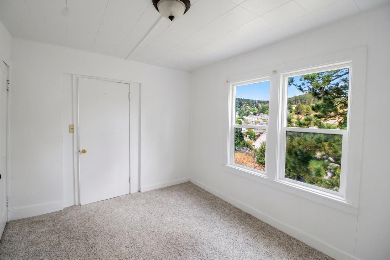 312 W McClellan Street