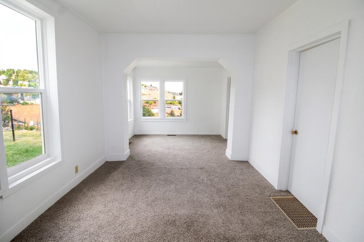 312 W McClellan Street