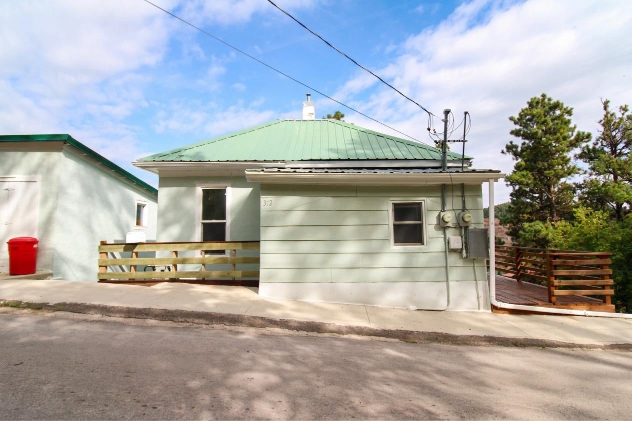 312 W McClellan Street