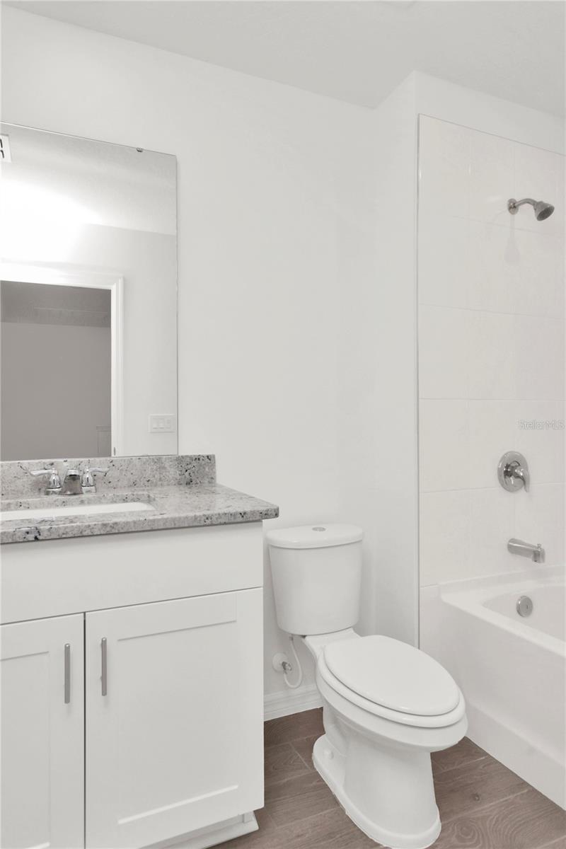 2090 CRAPE JASMINE LN