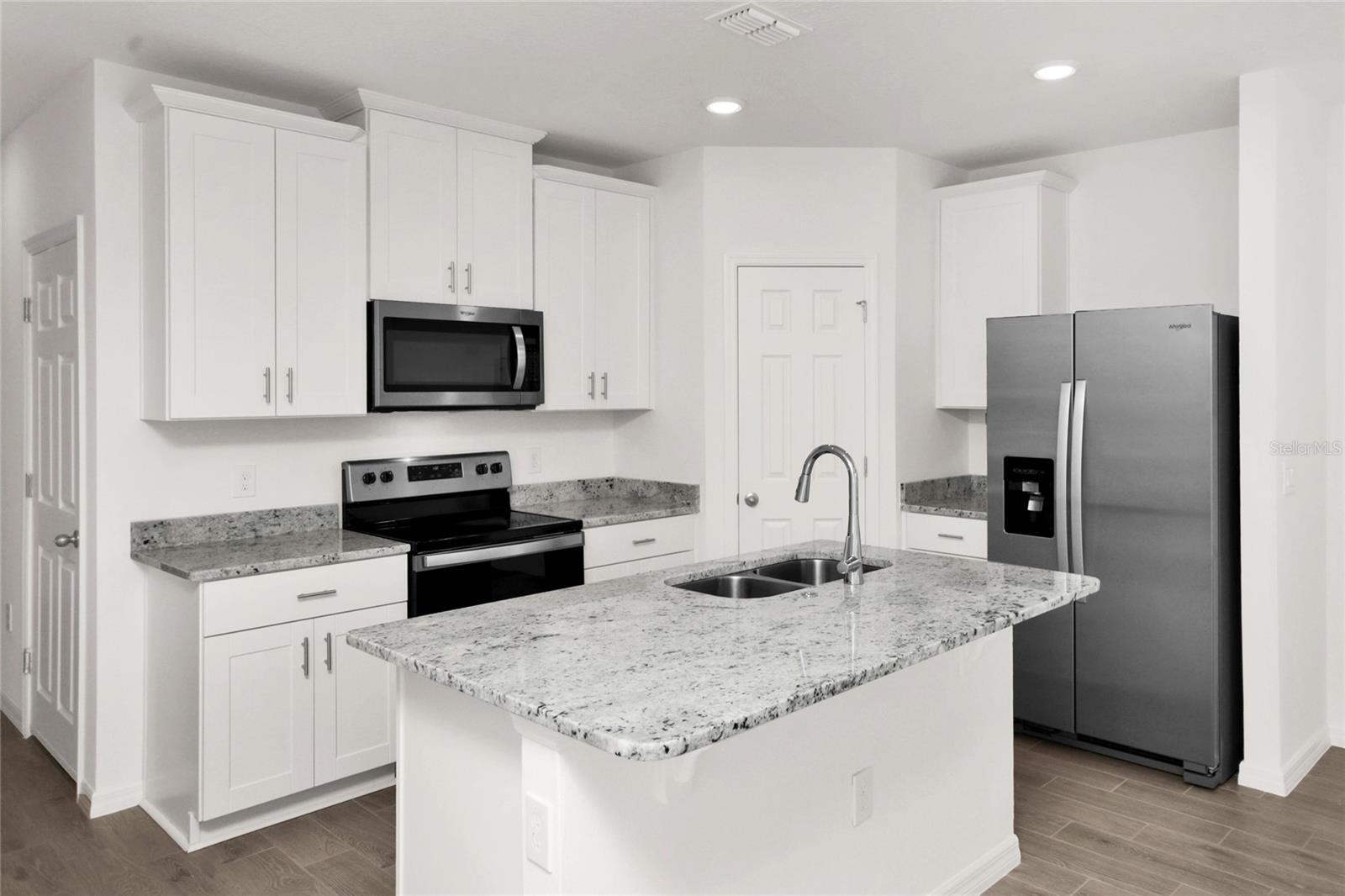 2090 CRAPE JASMINE LN