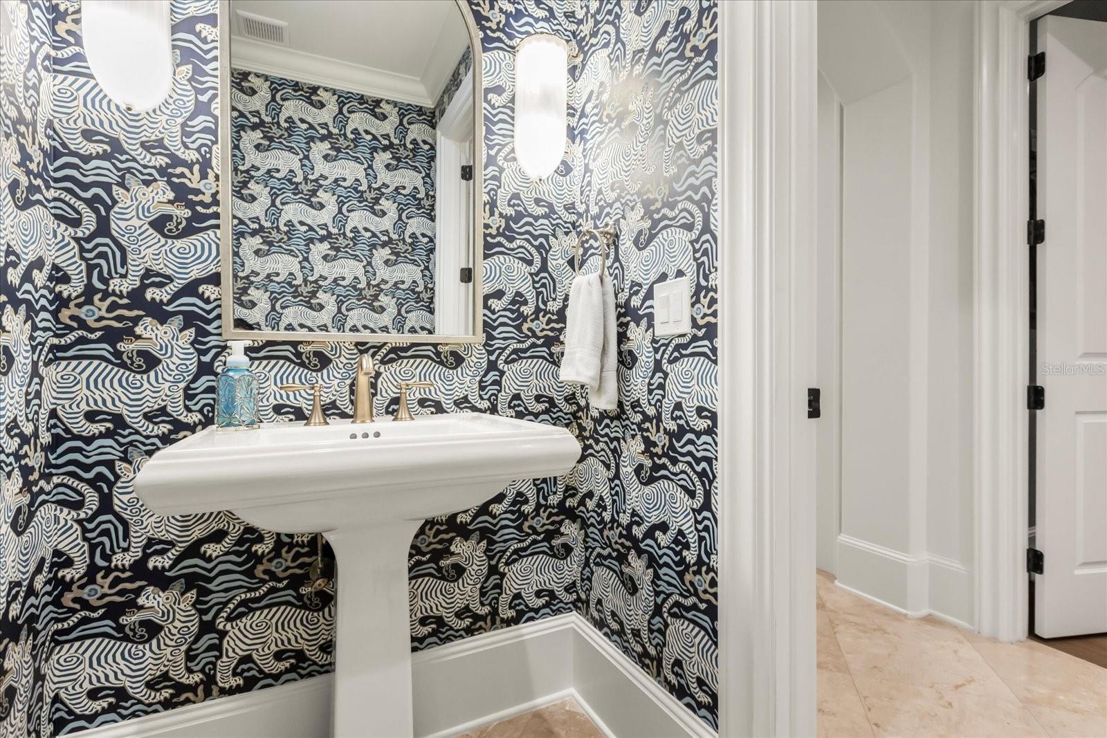 315 E NEW ENGLAND AVE #30