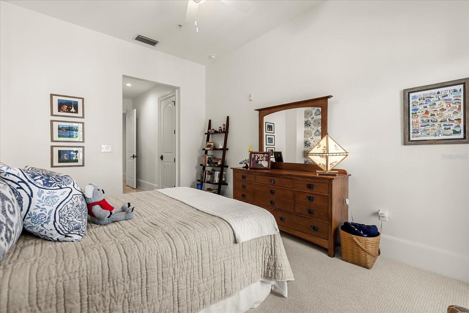 315 E NEW ENGLAND AVE #30