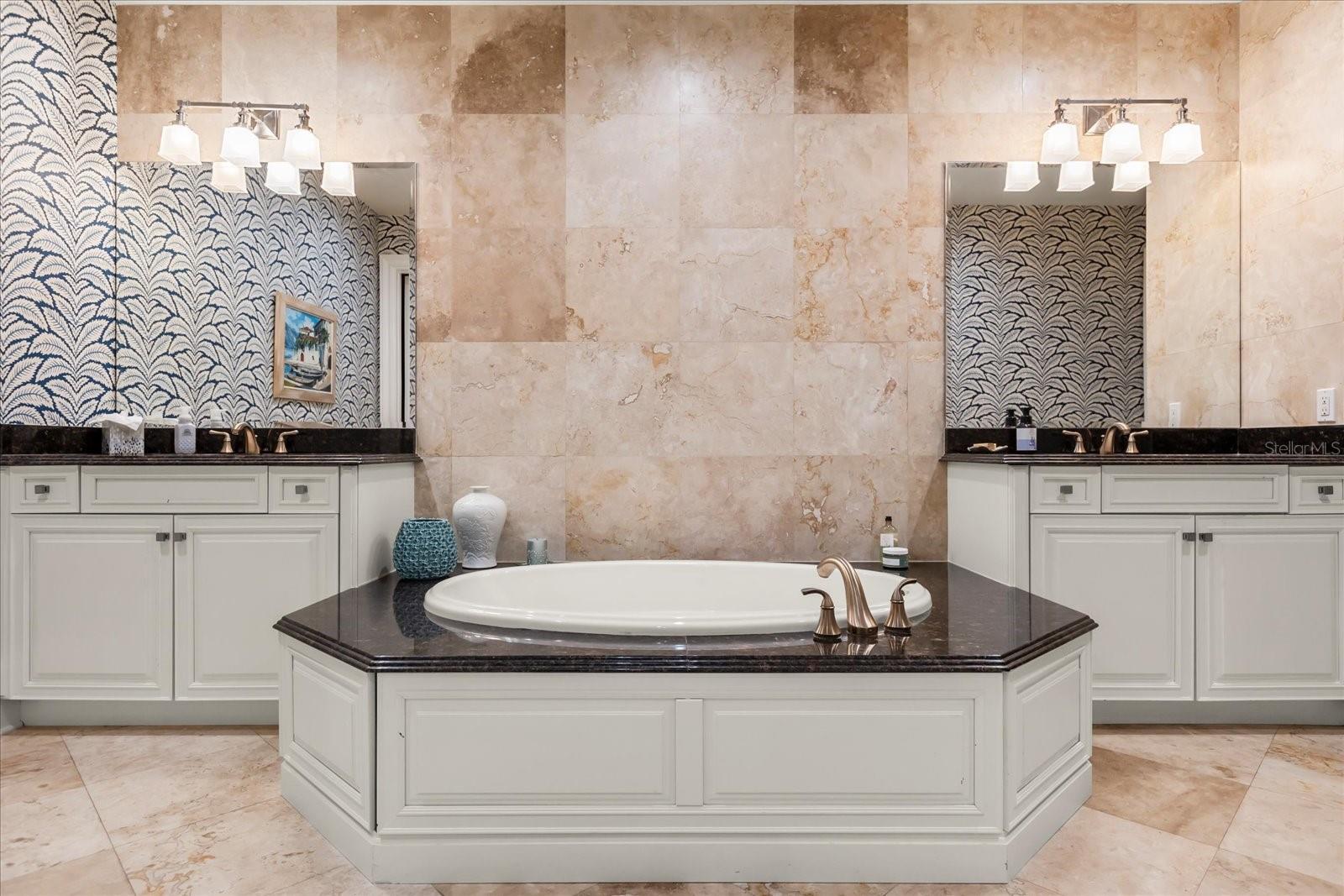 315 E NEW ENGLAND AVE #30