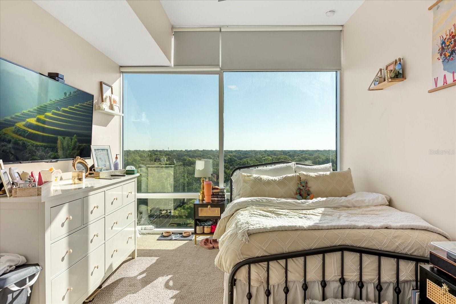 101 S EOLA DR #902