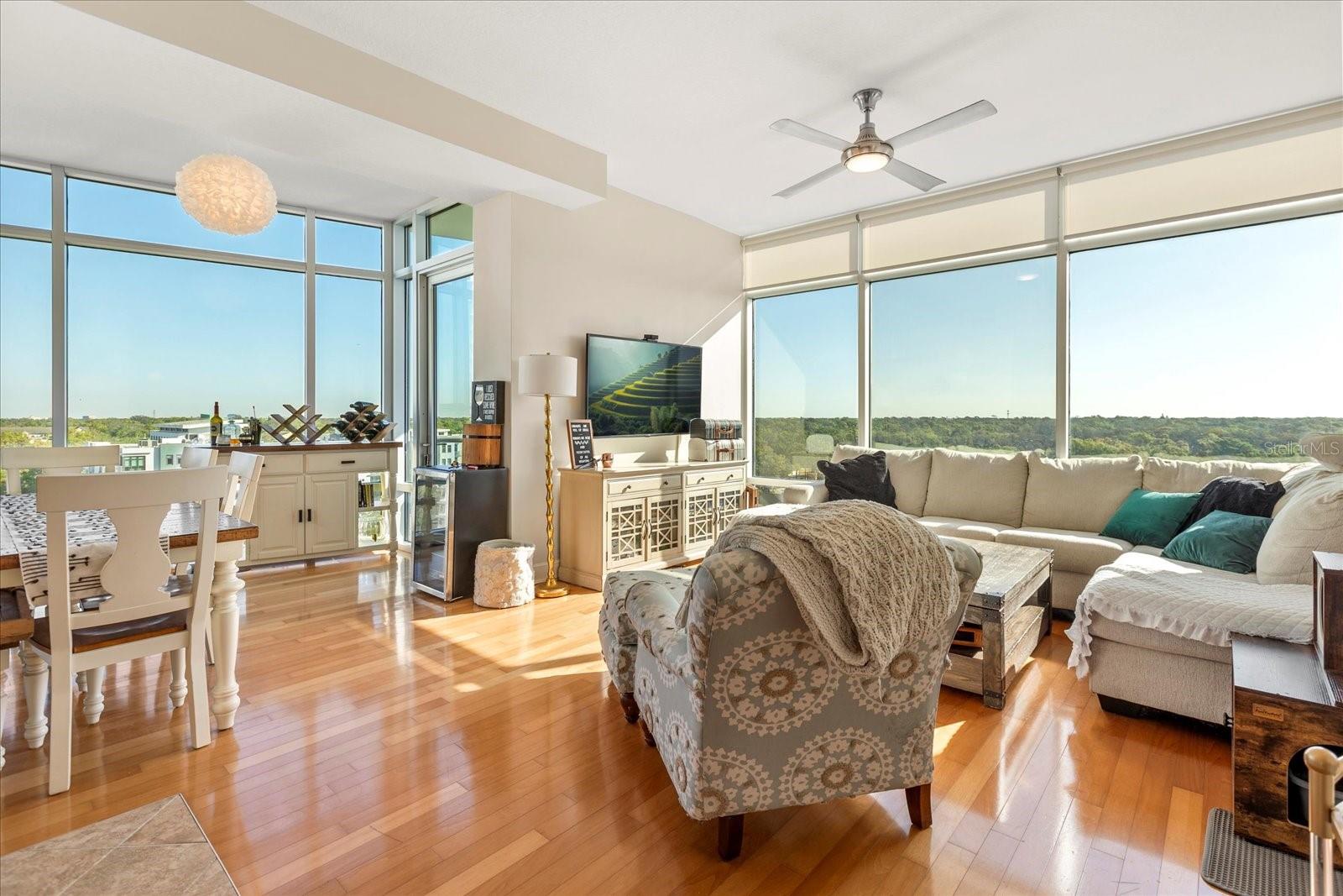 101 S EOLA DR #902