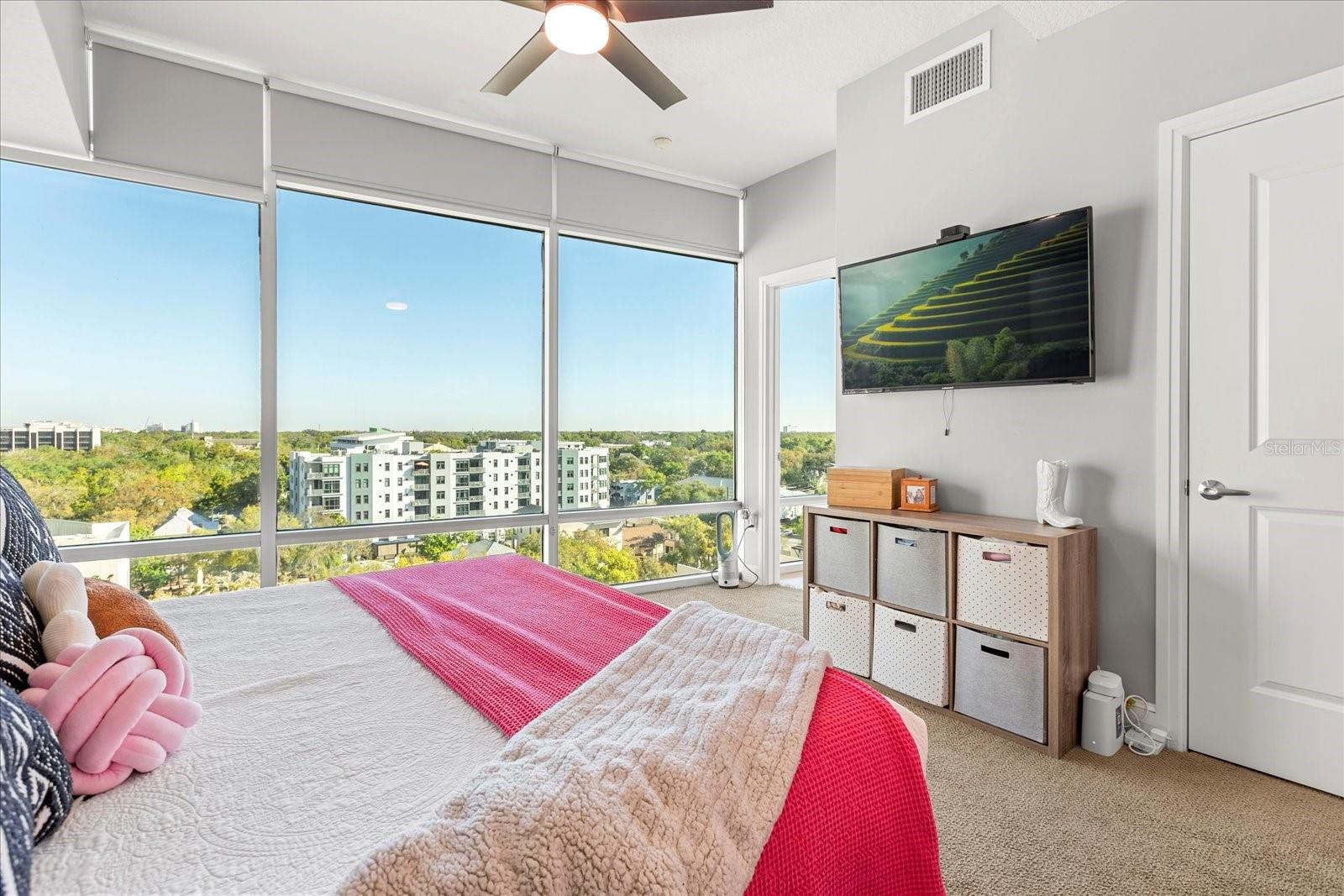101 S EOLA DR #902