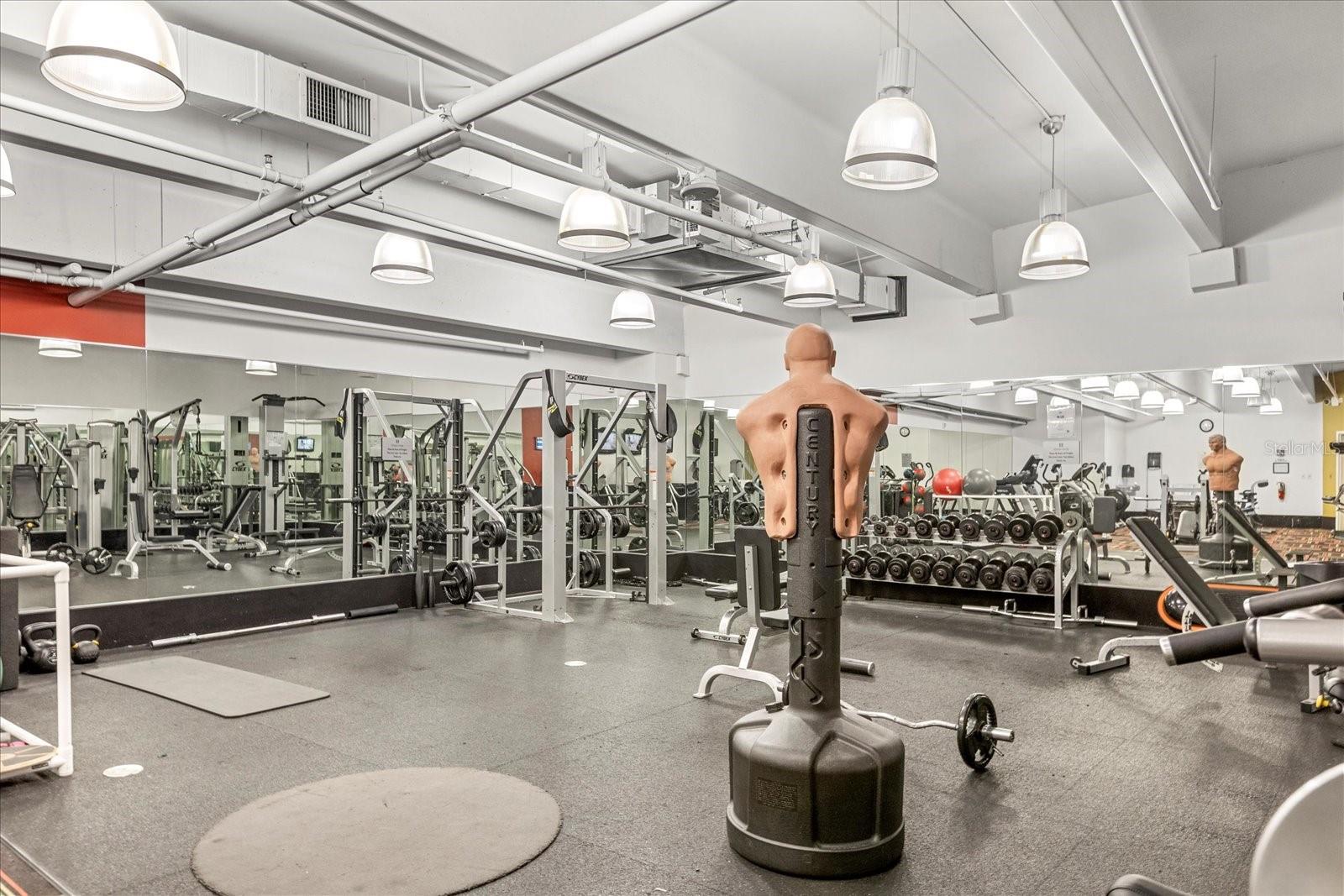 101 S EOLA DR #902