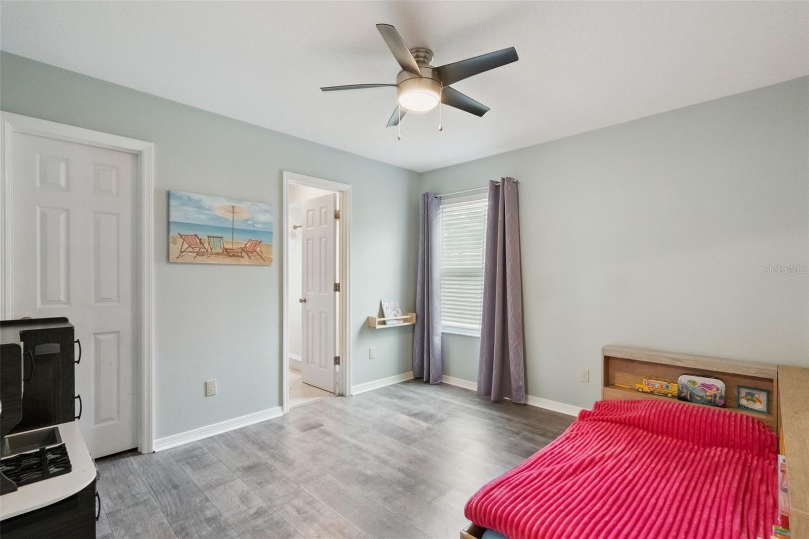 843 BRIGHT MEADOW DR