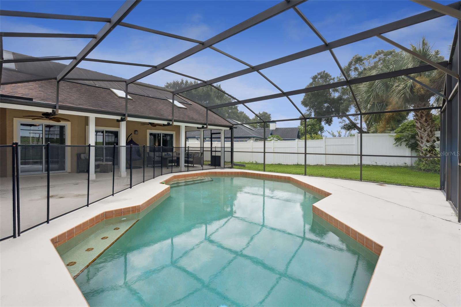 843 BRIGHT MEADOW DR