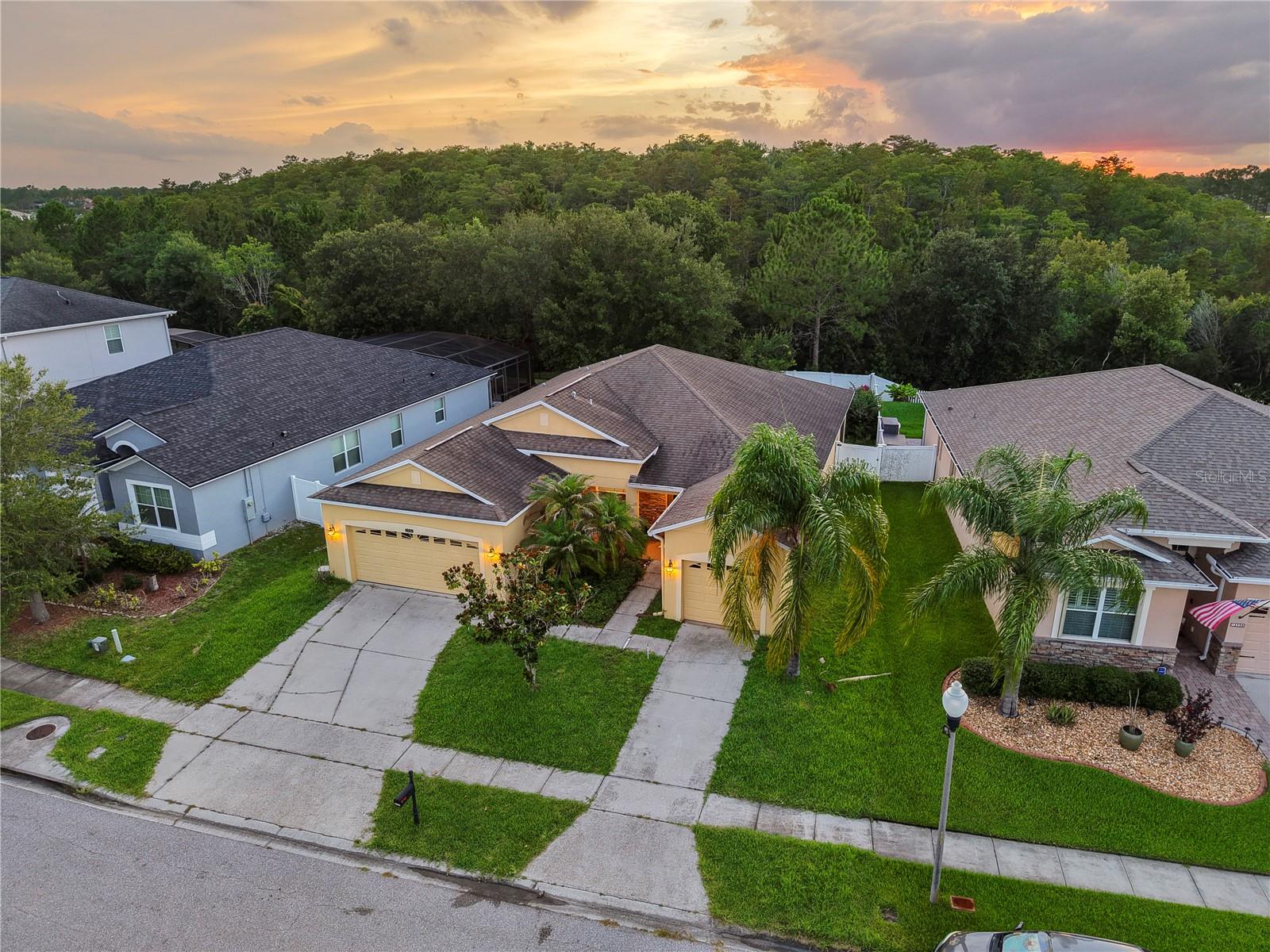 2336 CROSSTON CIR