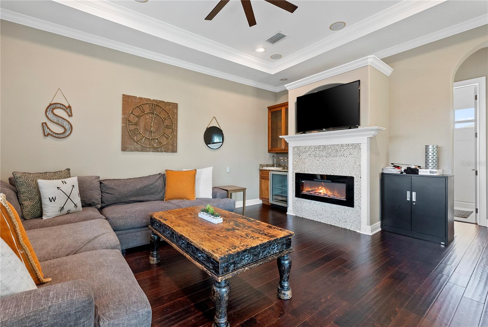 9626 HATTON CIR