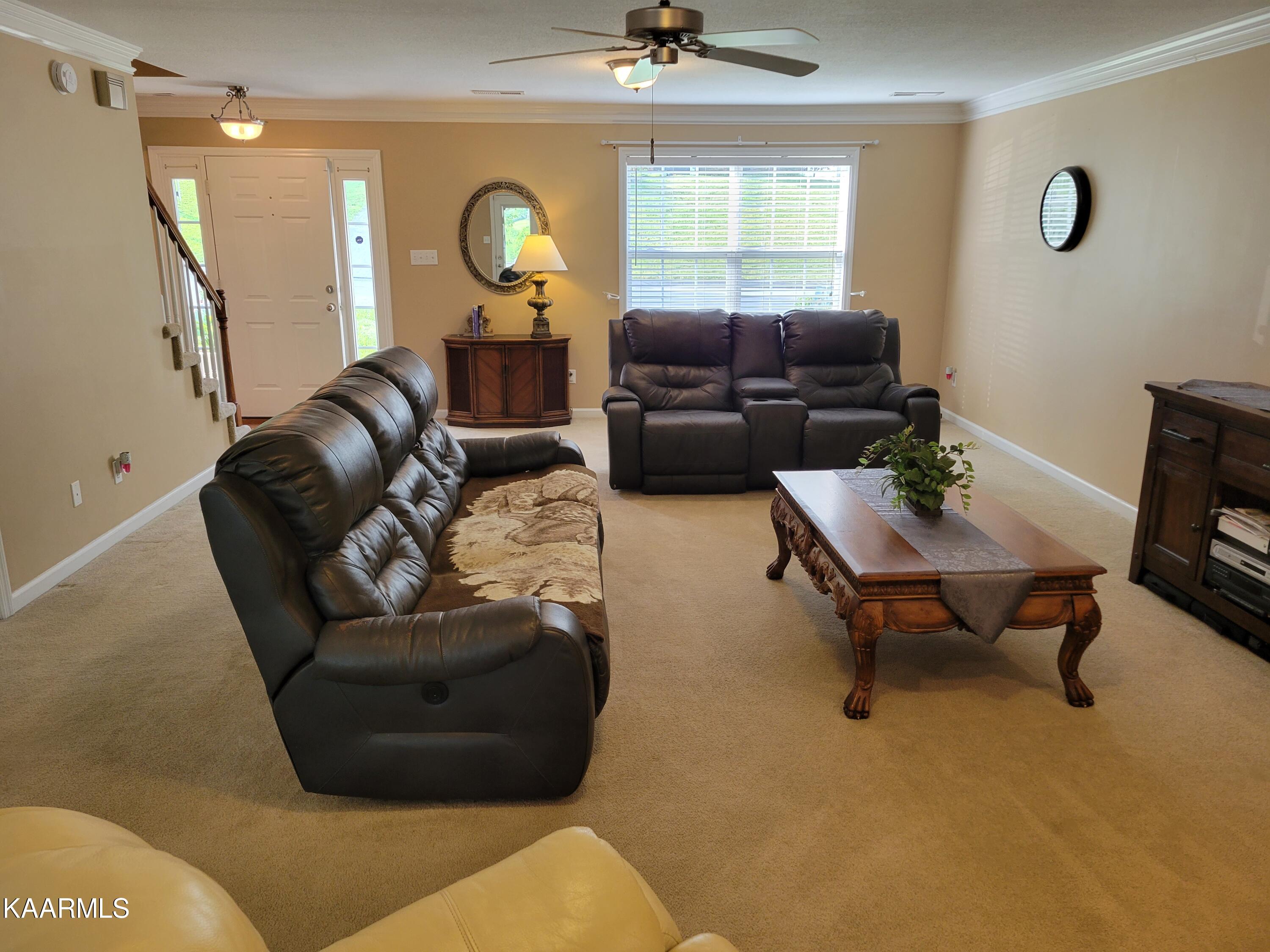 8642 Abraham Lane