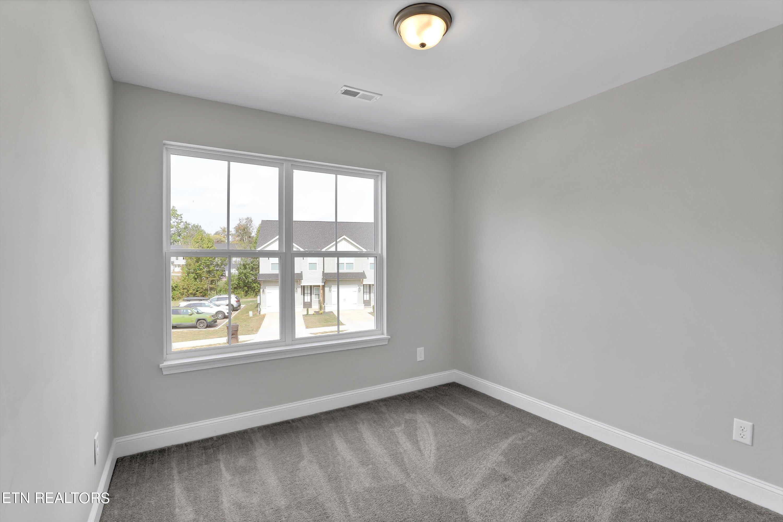 4878 Ancient Glacier Lane