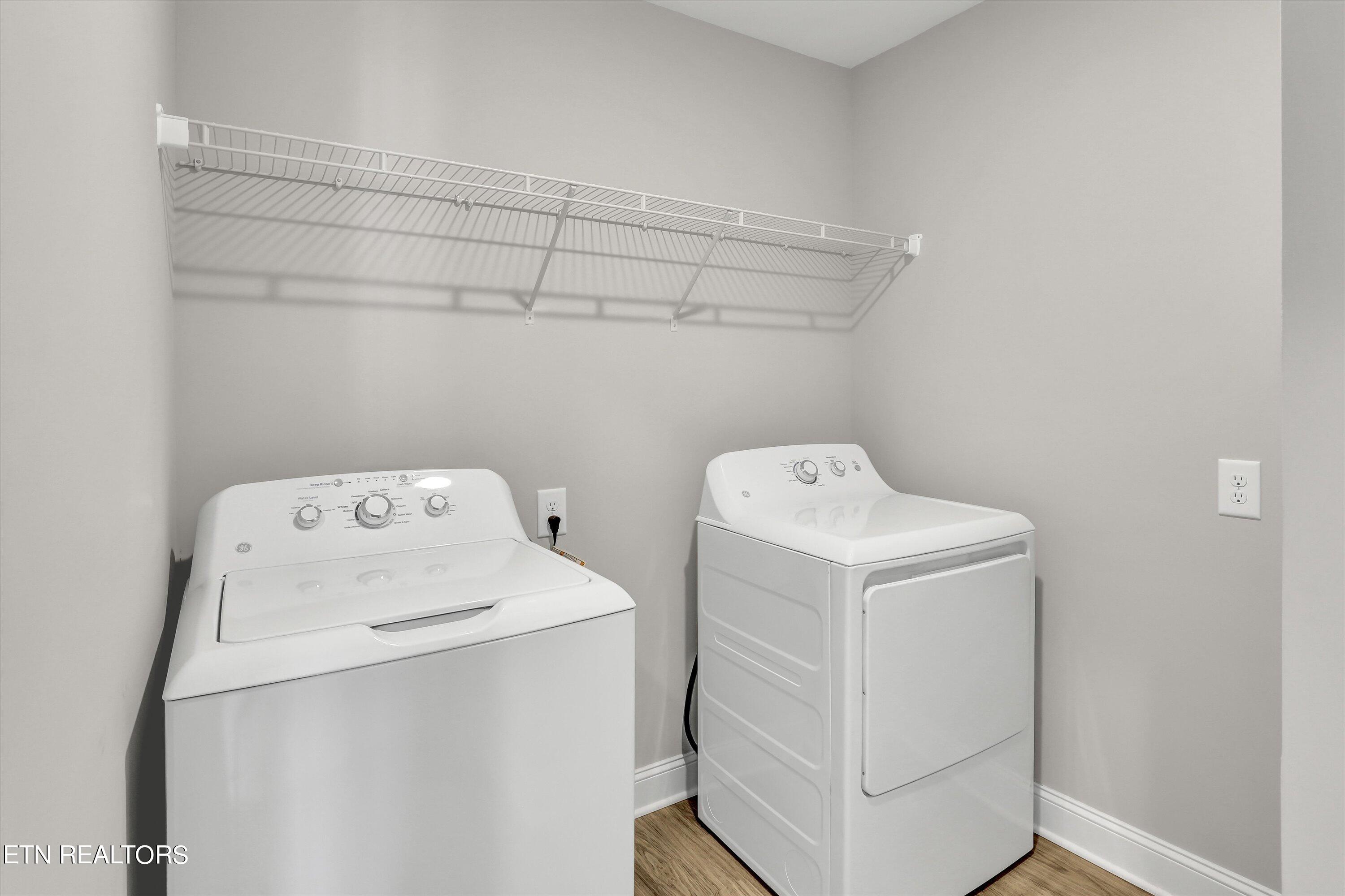 4878 Ancient Glacier Lane