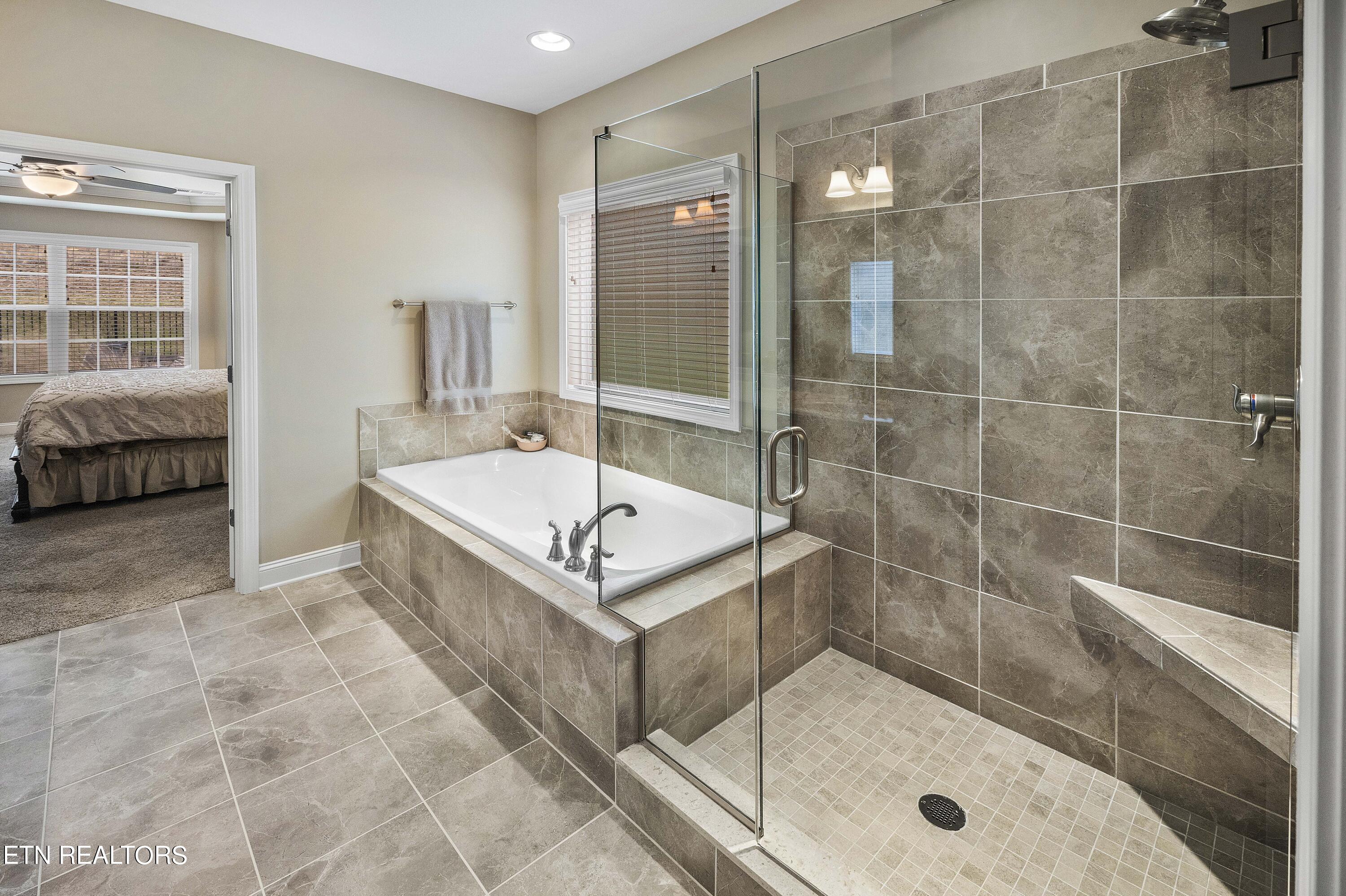 1849 Glen Shady Blvd