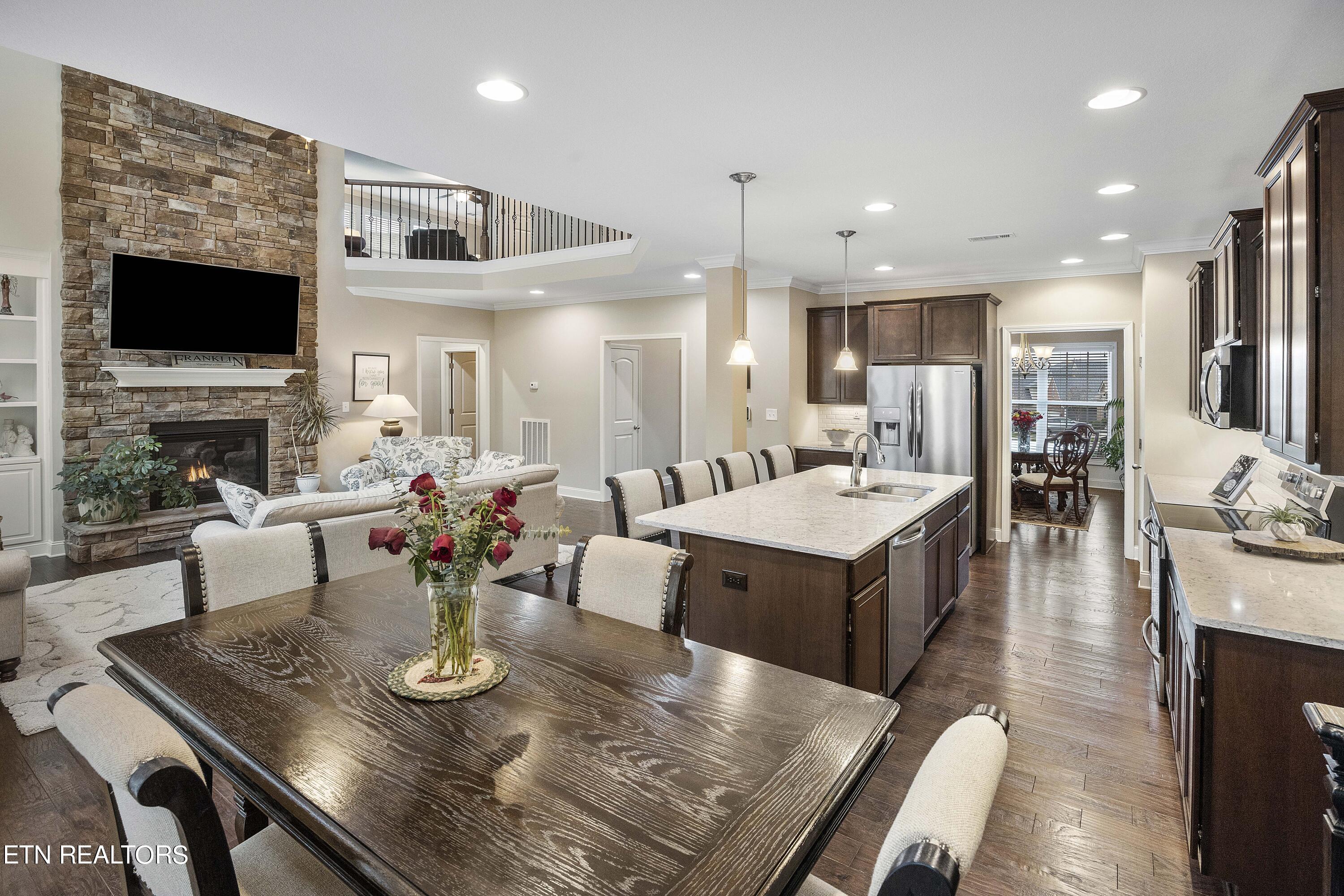 1849 Glen Shady Blvd