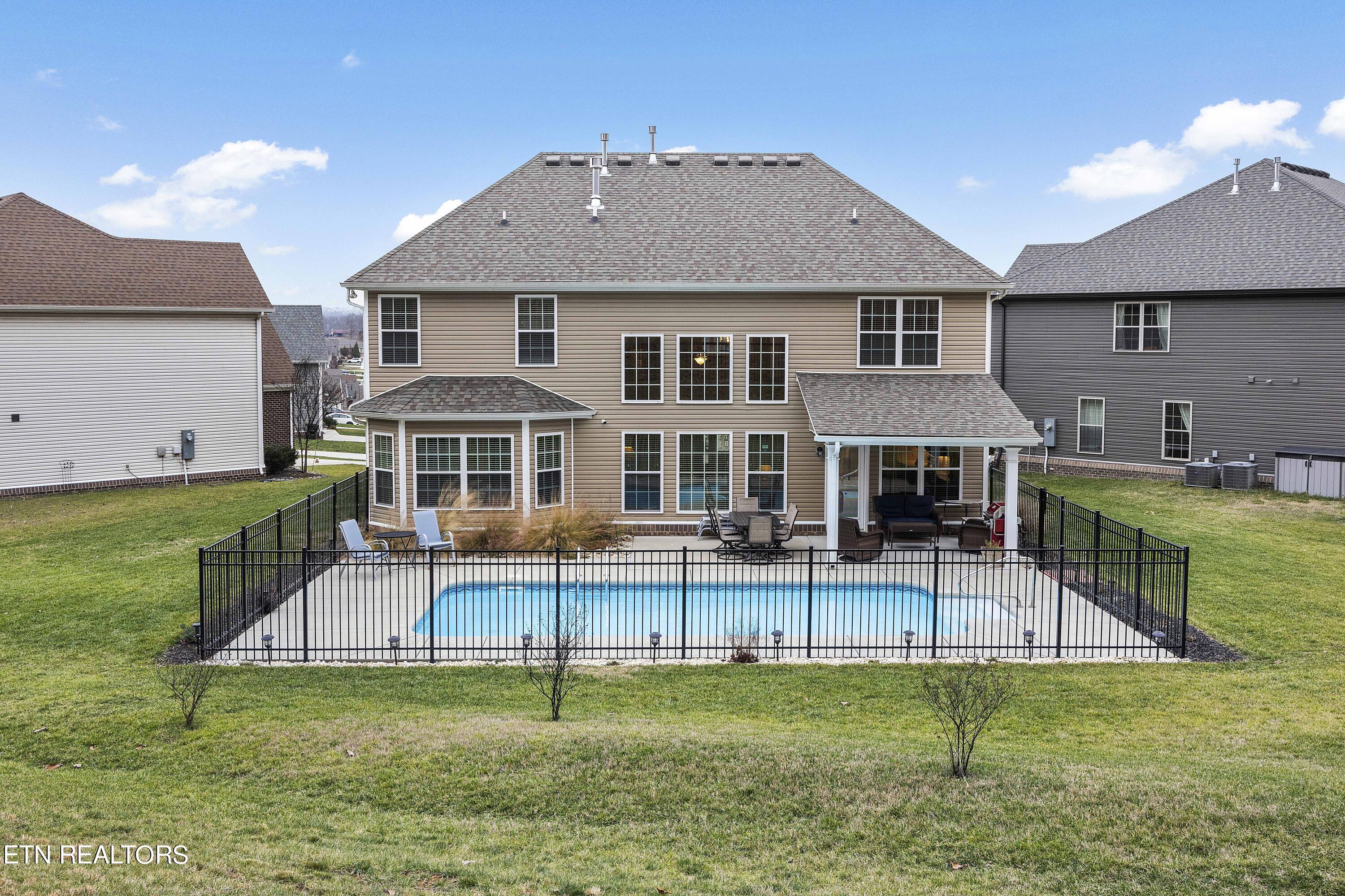 1849 Glen Shady Blvd