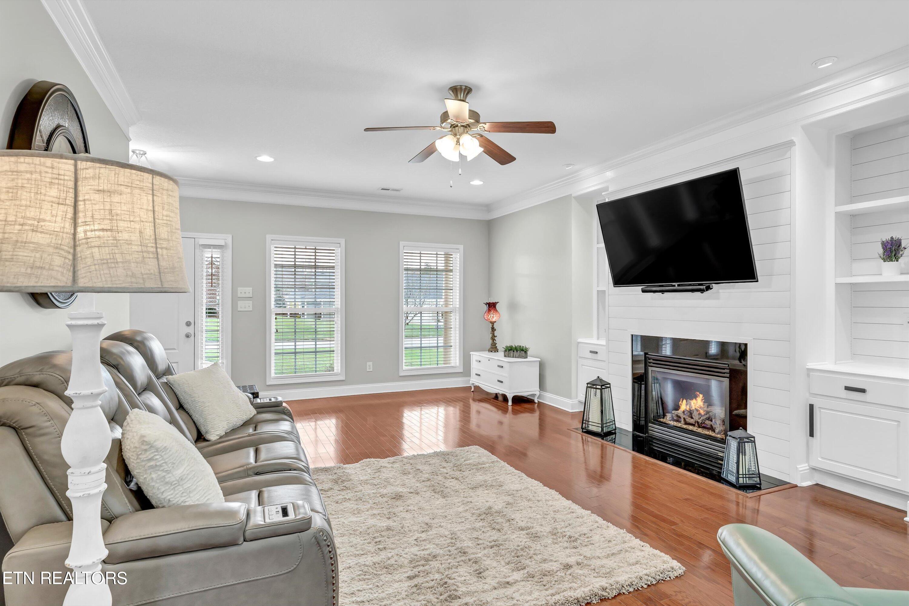 862 Silver Leaf Drive