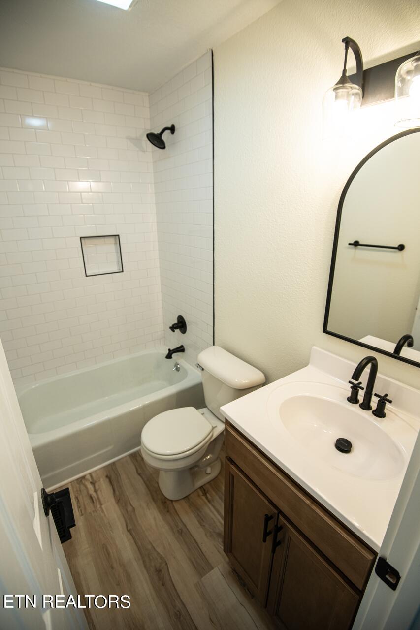 7622 Old Maynardville Pike