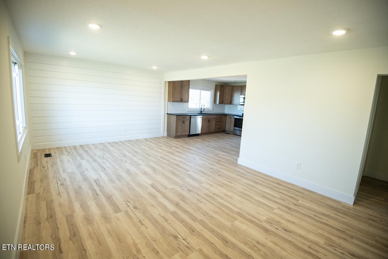 7622 Old Maynardville Pike